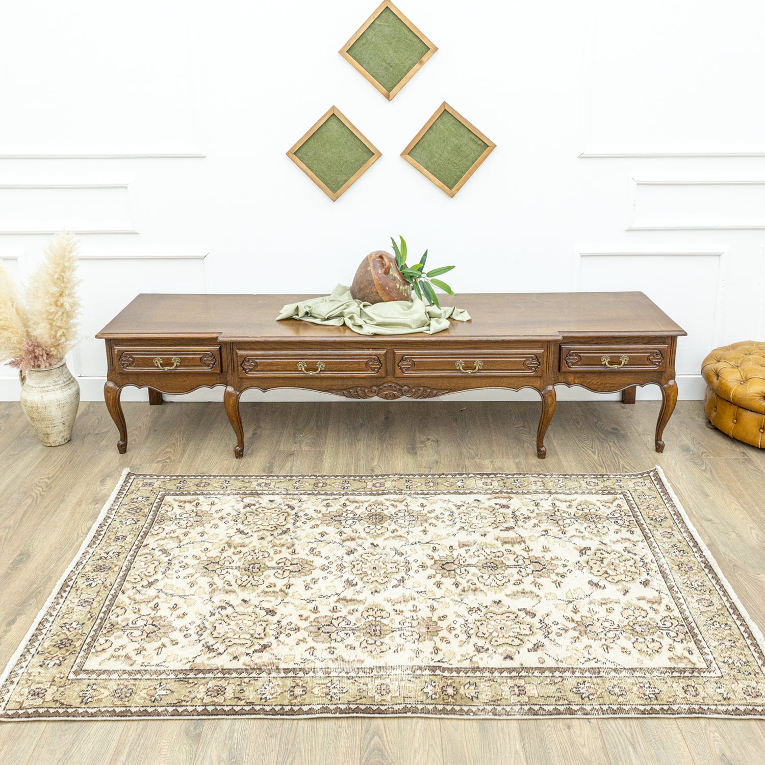 Fida Natural El Dokuma Vintage Halı 113x202 cm-Kilim & Halı-Soho Antiq-NowShopFun