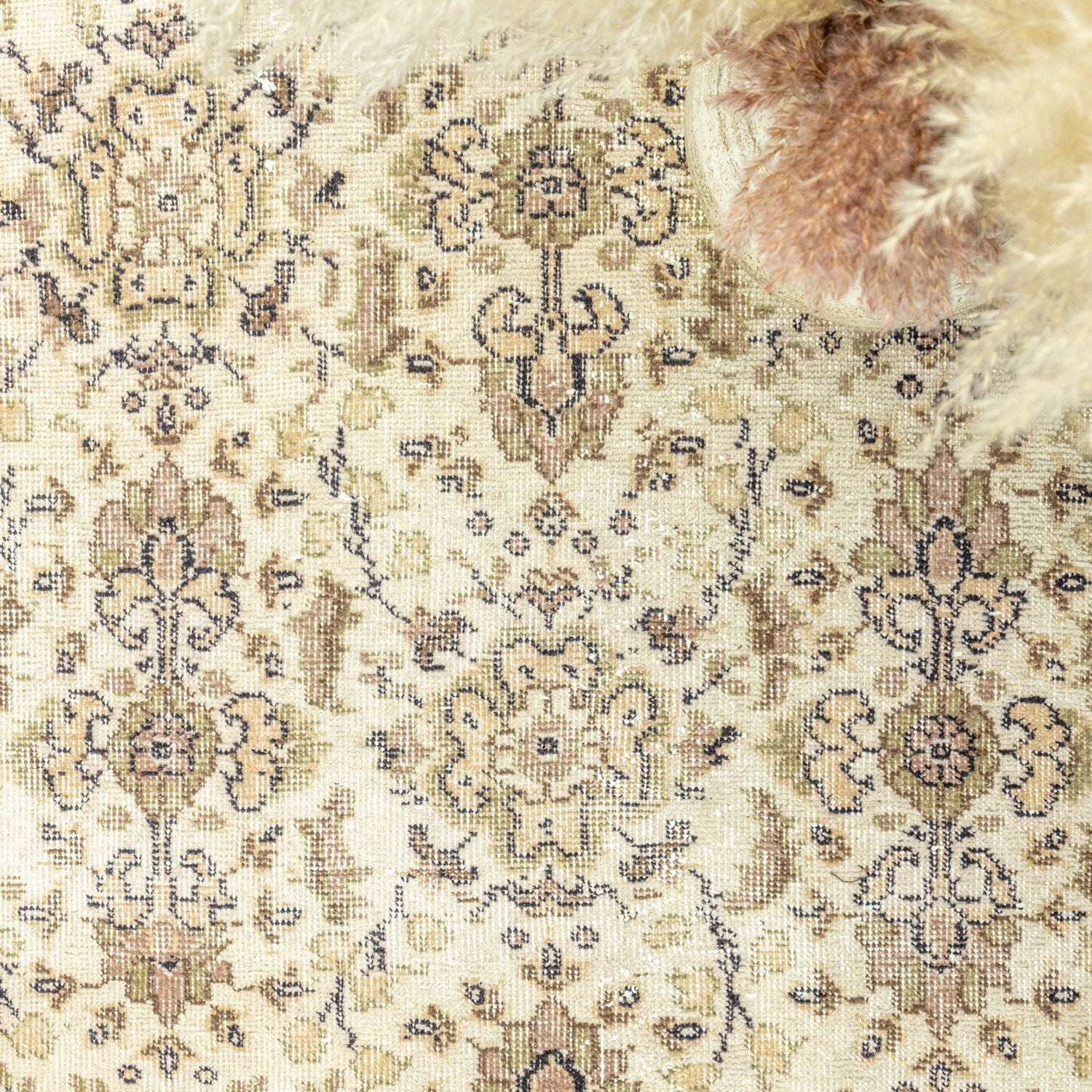 Fida Natural El Dokuma Vintage Halı 113x202 cm-Kilim & Halı-Soho Antiq-NowShopFun