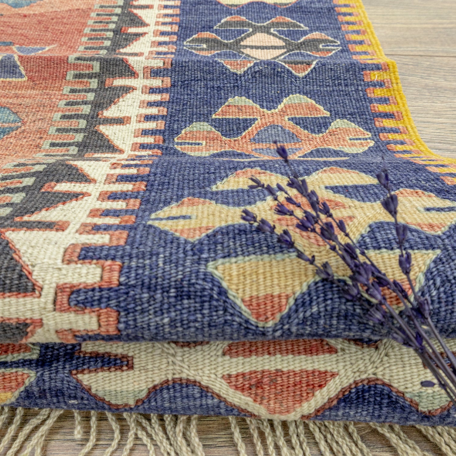 Firas Rustik Tasarımlı Yün Kilim 81x152 cm