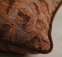 Dokulu Geometrik Kahverengi Terracotta Jakarlı Kırlent