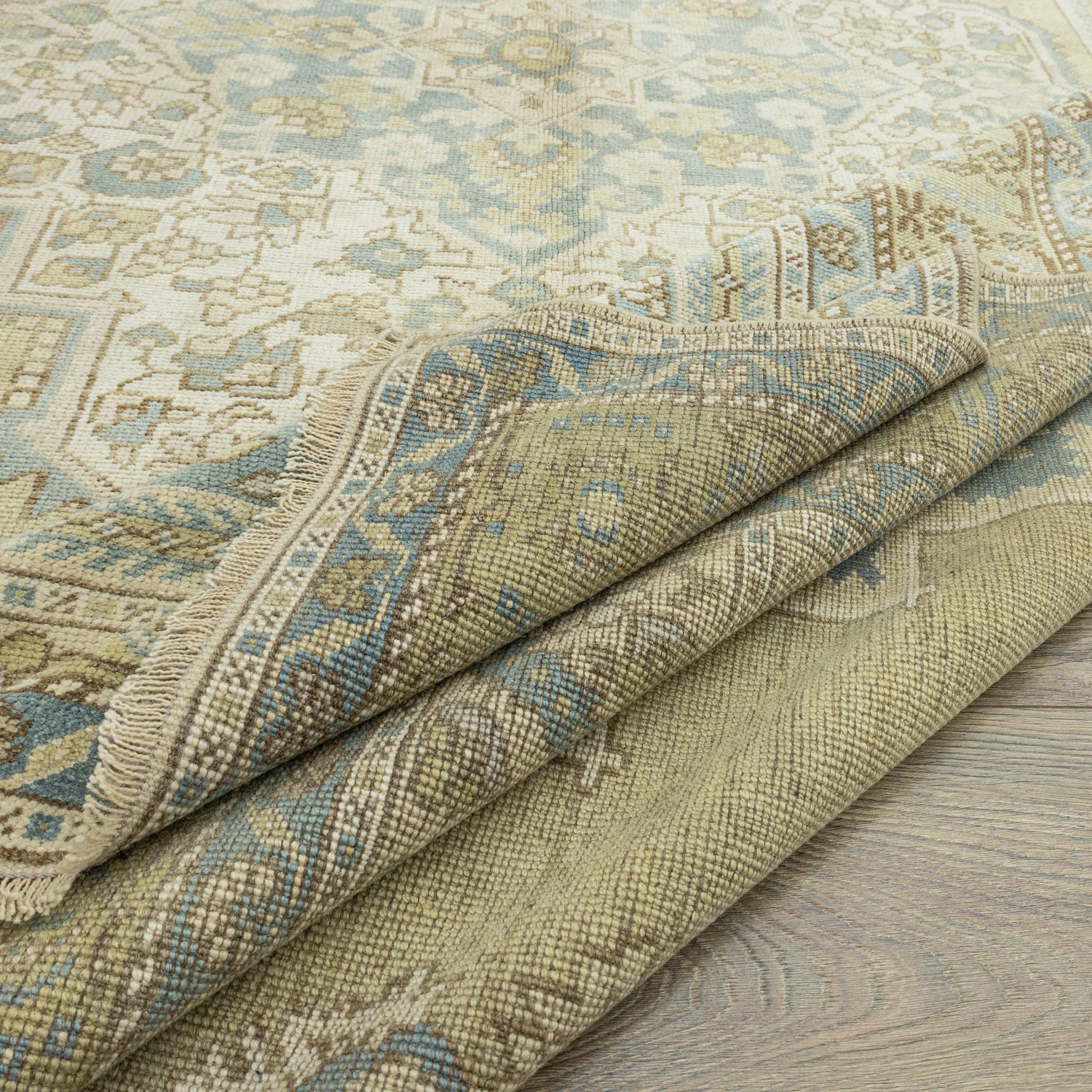 Fulya Pastel Renkli El Dokuma Yün Halı 189x322 cm