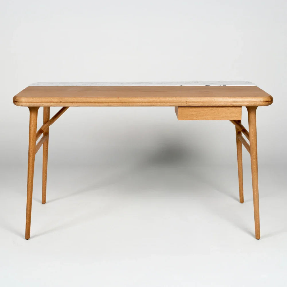 Gizmo Çalışma Masası - Carrara