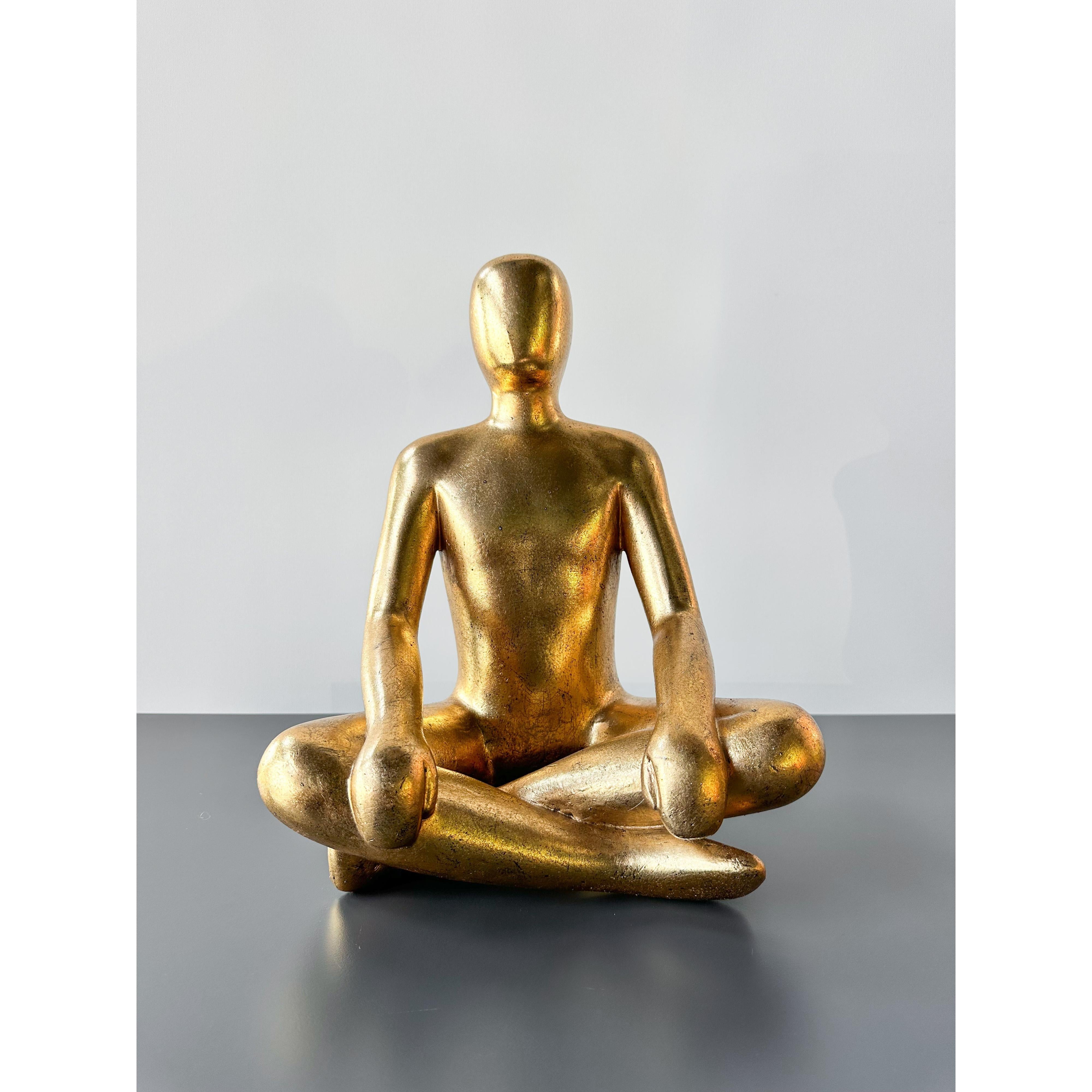 Gold Oturan Adam Obje