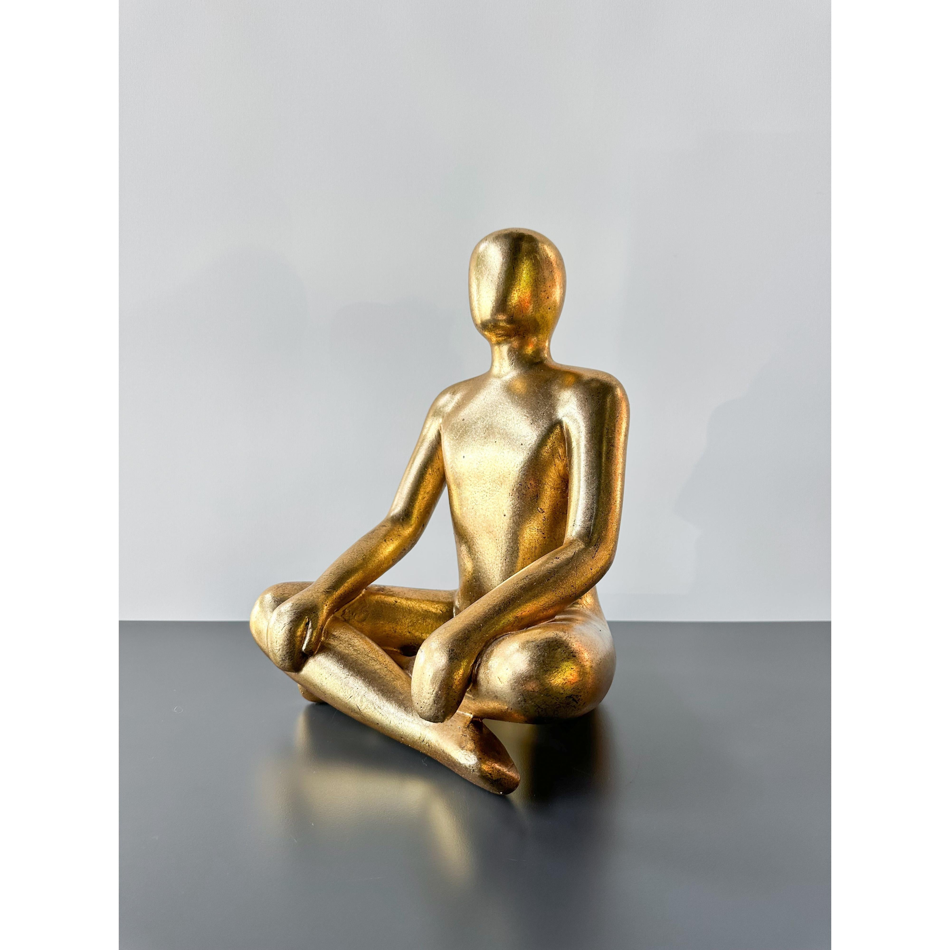 Gold Oturan Adam Obje