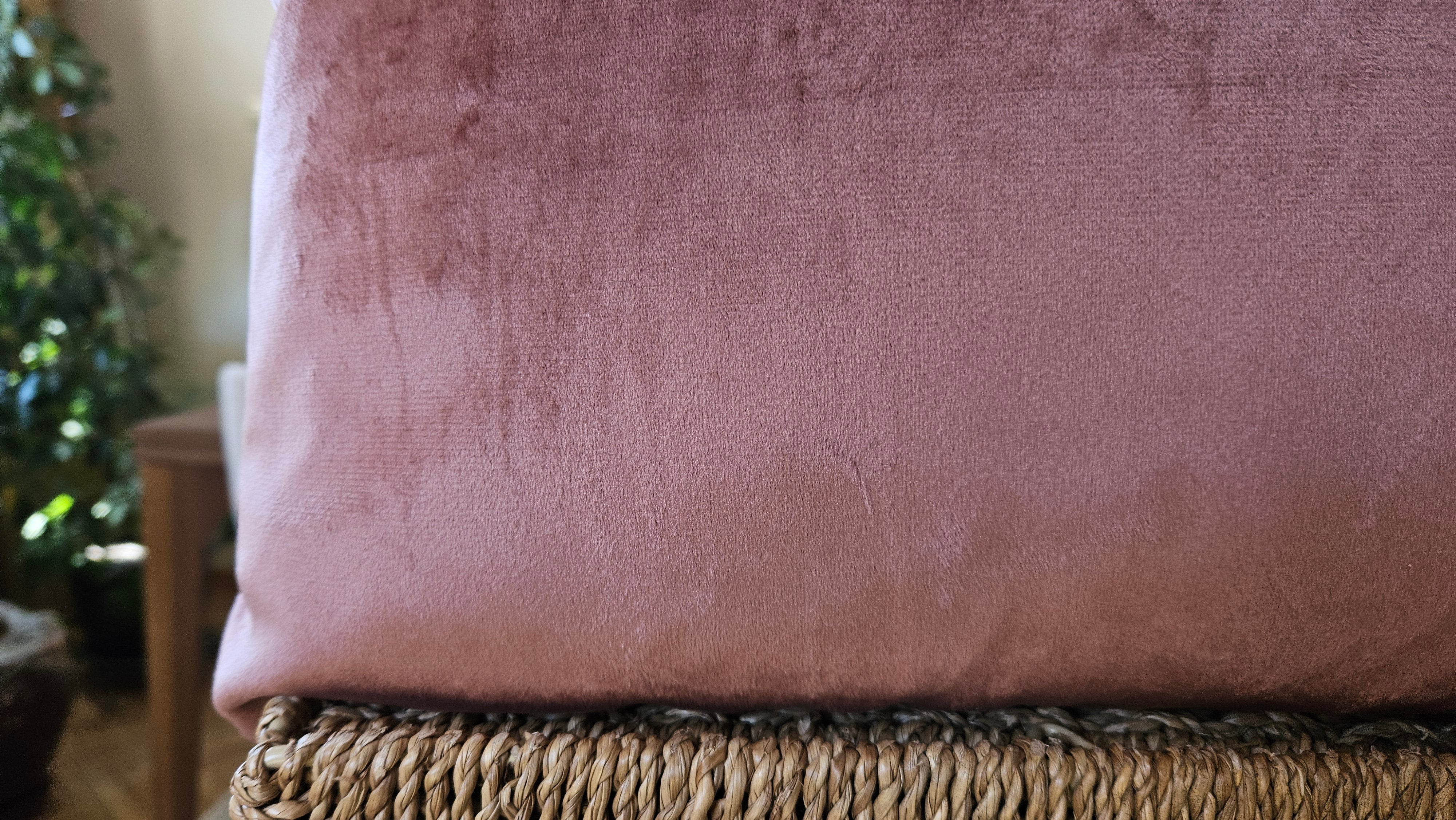 Gül Kurusu Soft Kadife Kırlent Kılıfı