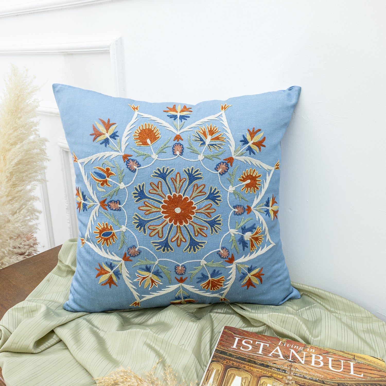 Güzler Mavi Suzani Kırlent 50x50 cm-Yastık & Kırlent-Soho Antiq-NowShopFun