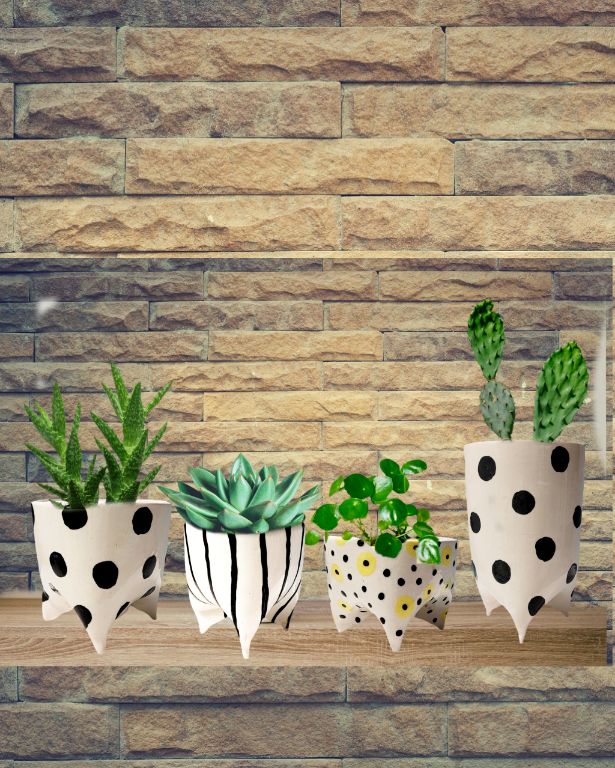 Black and White Footed Ceramic Flower Pot