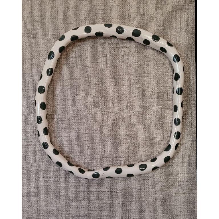 Puantiyeli, Amorf Seramik Çerçeve/Ayna