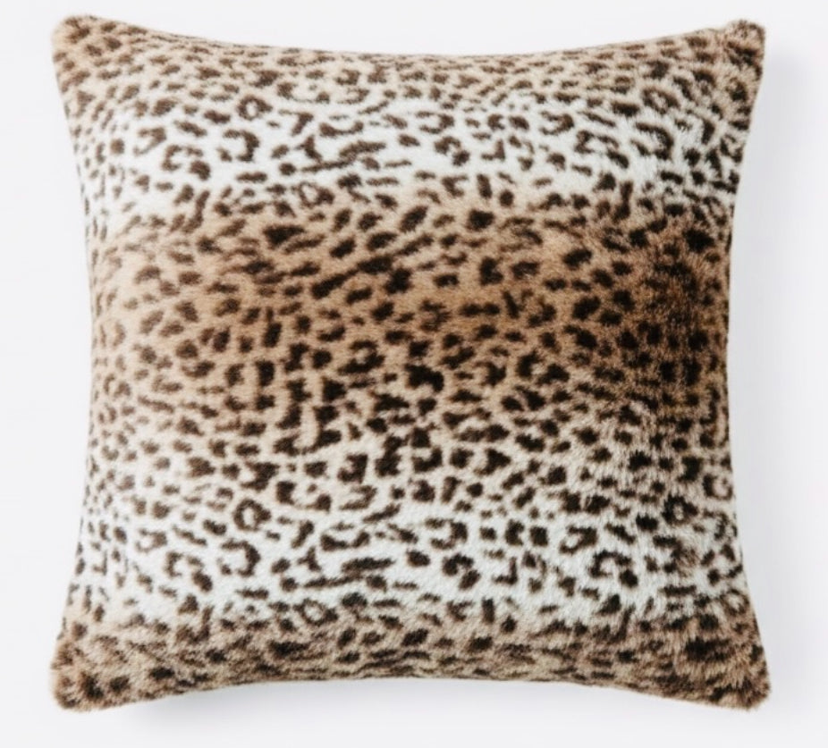 Seth Suni Kürk Kırlent Kılıfı