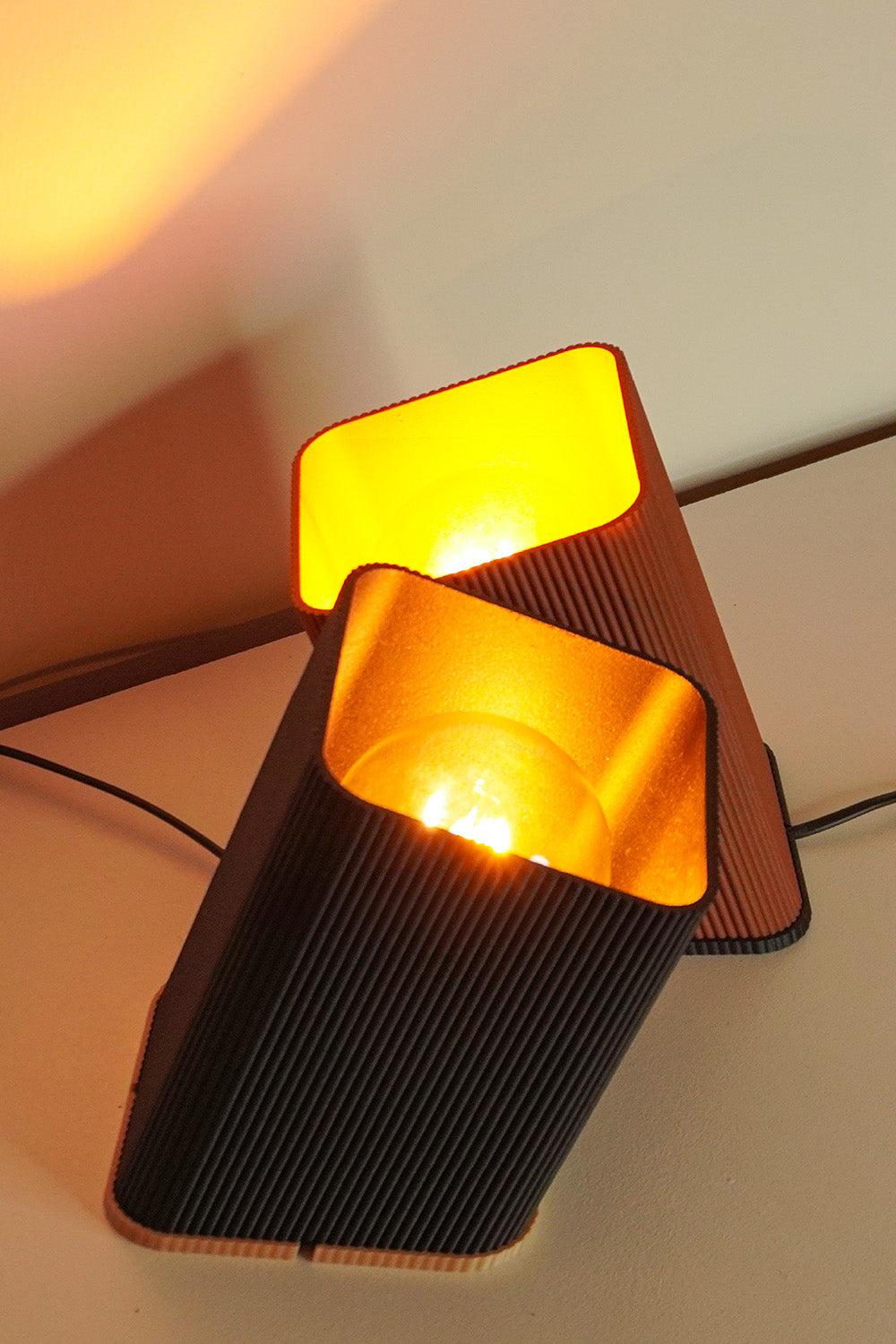 İngot Masa Lambası