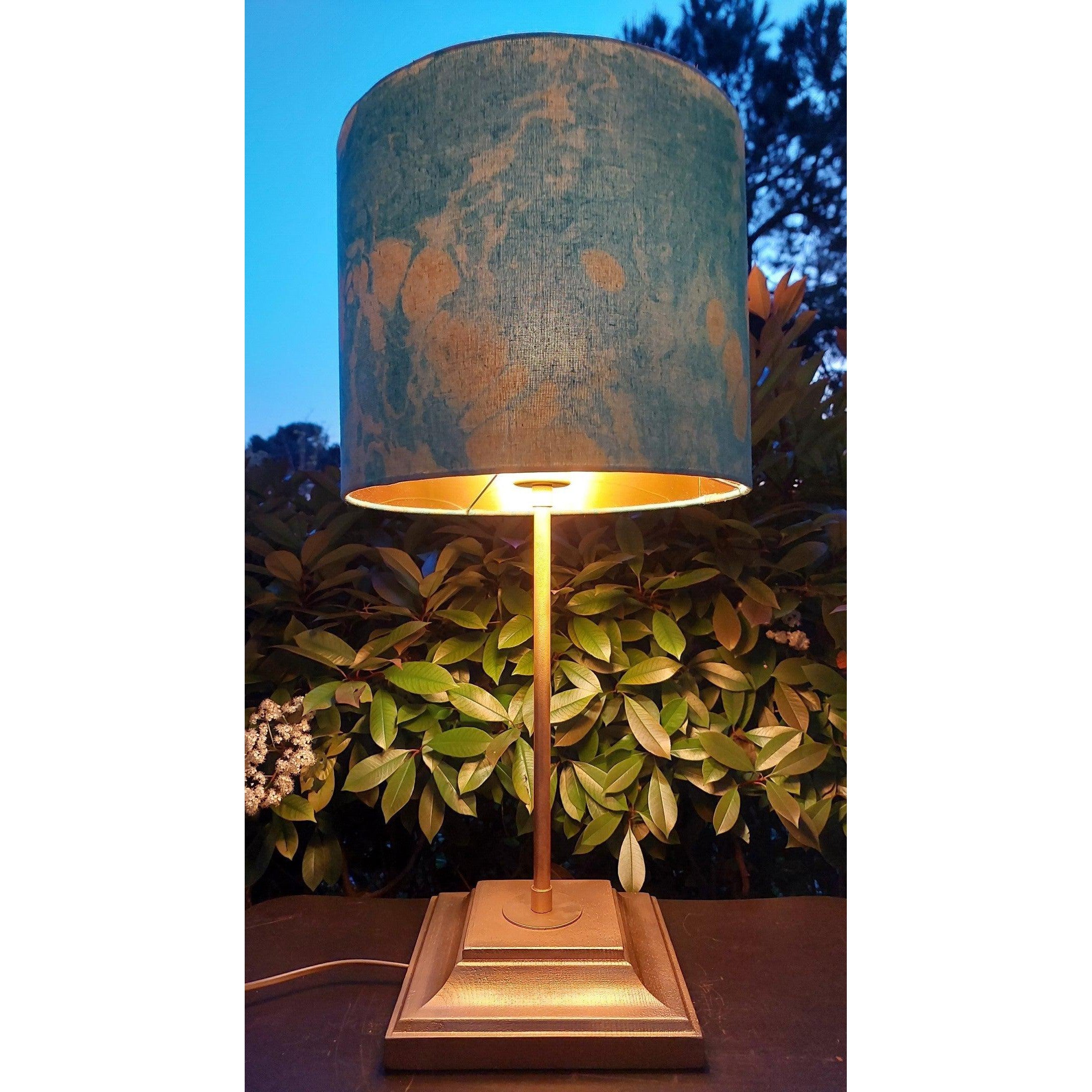 Jacqueline Bleu Abajur