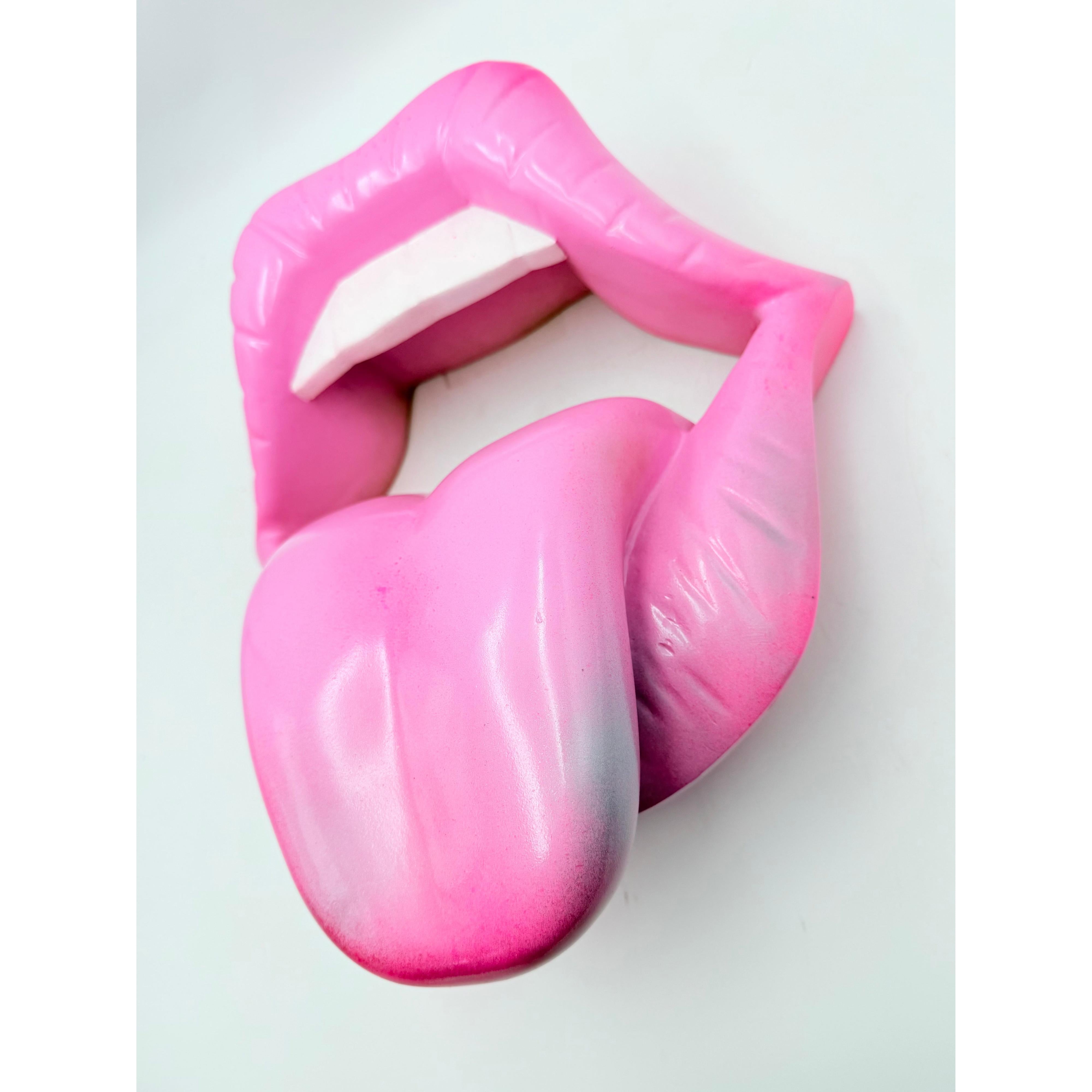 Jucy Lips – Pembe Dudak Duvar Heykeli
