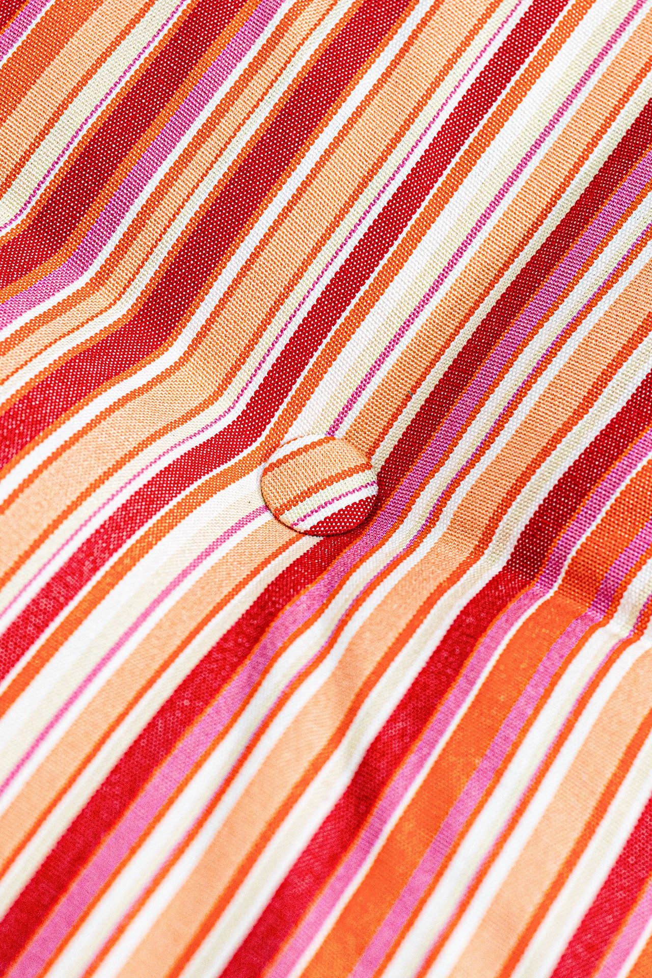 Kırmızı Çizgili Bisküvi Minder