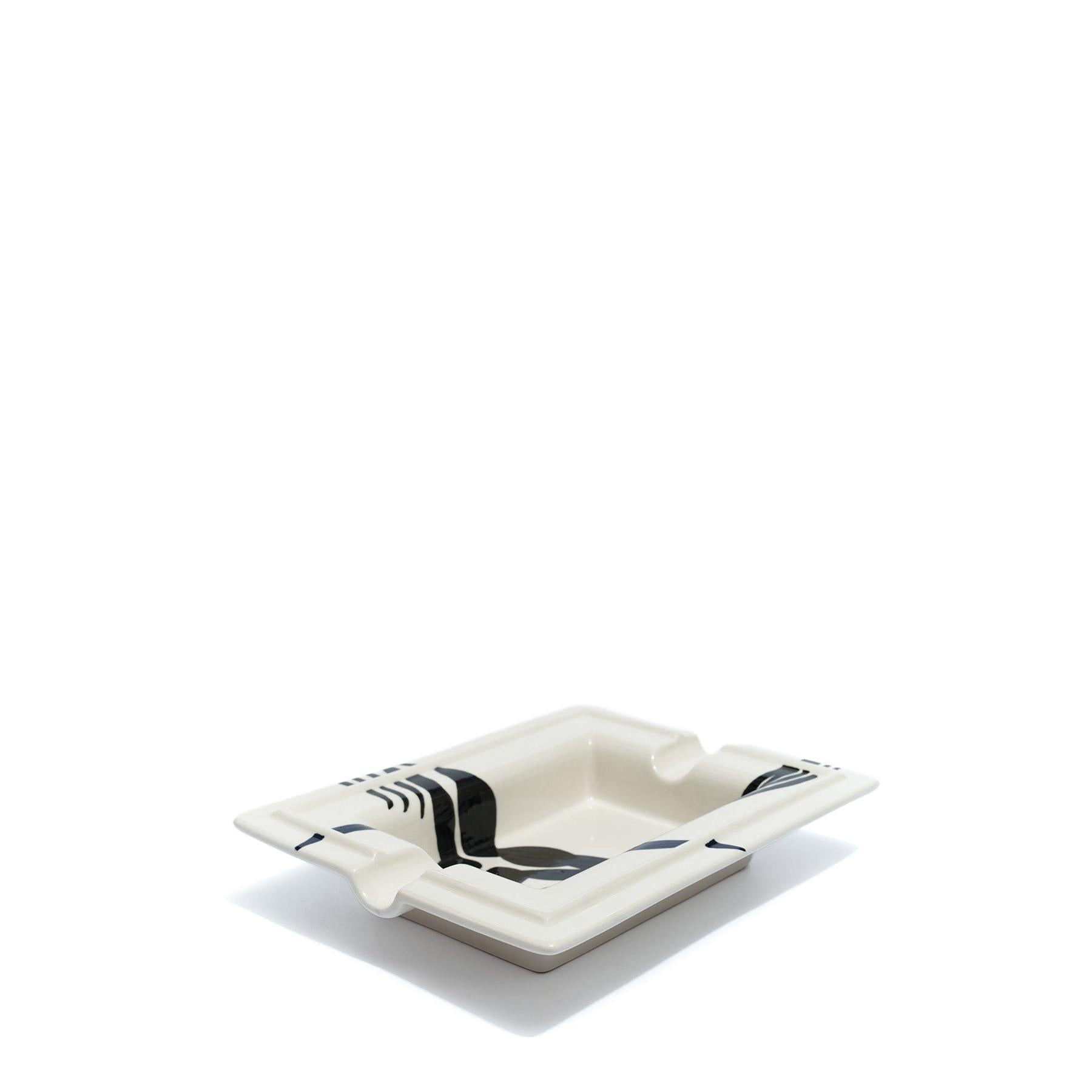 Kırmızı Zebra Desenli Seramik Puro Küllüğü