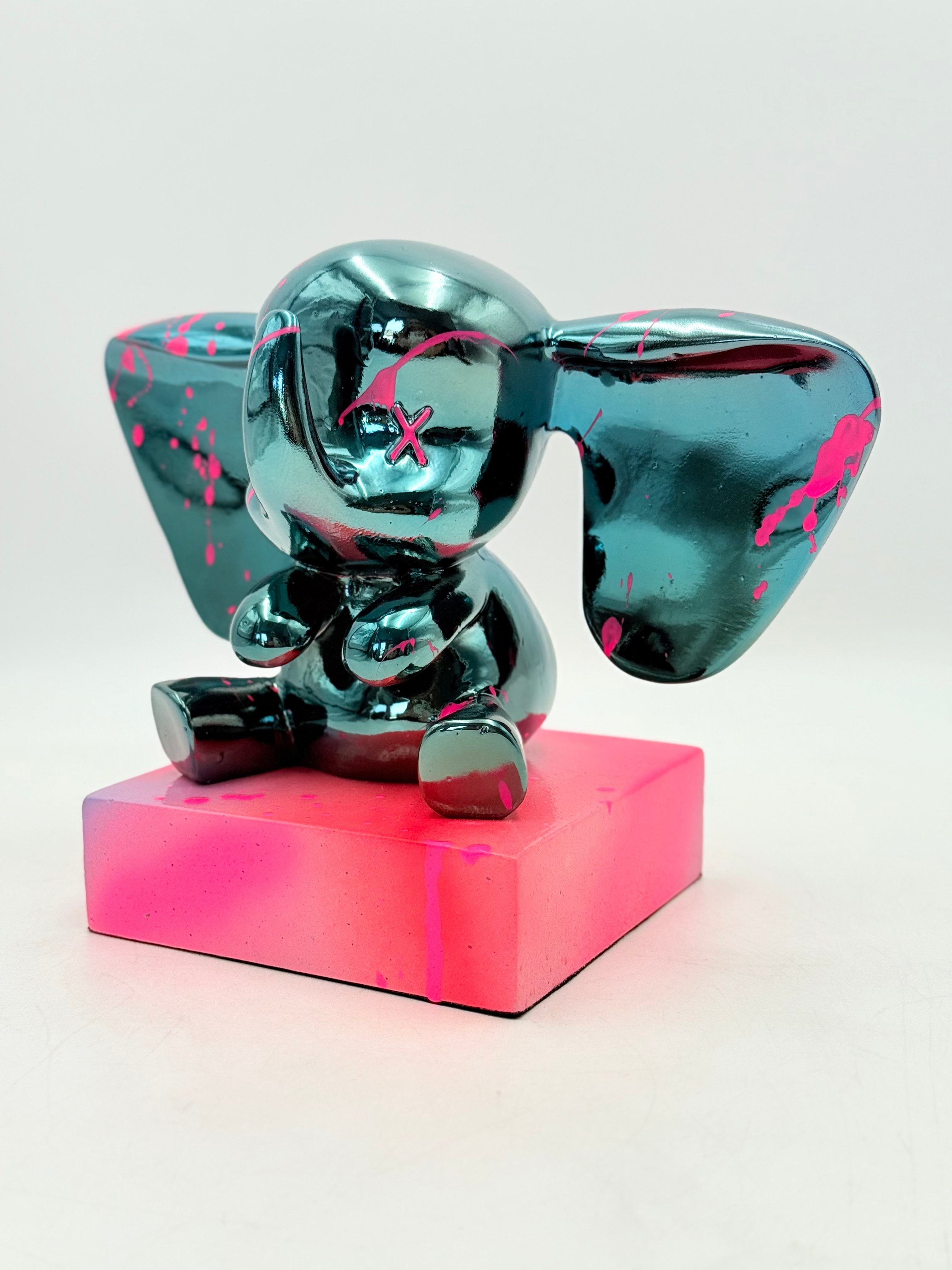 Koyu Mavi Krom Oturan Fil Heykeli