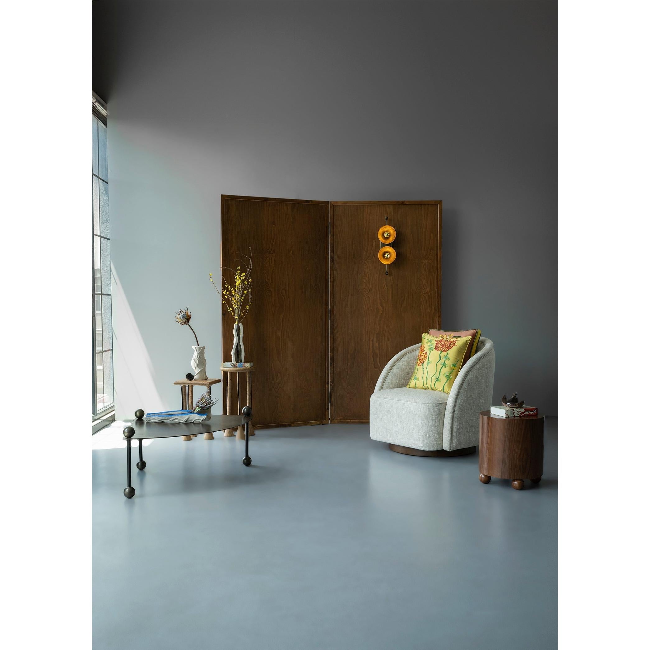 Küre Detaylı Ahşap Yan Sehpa