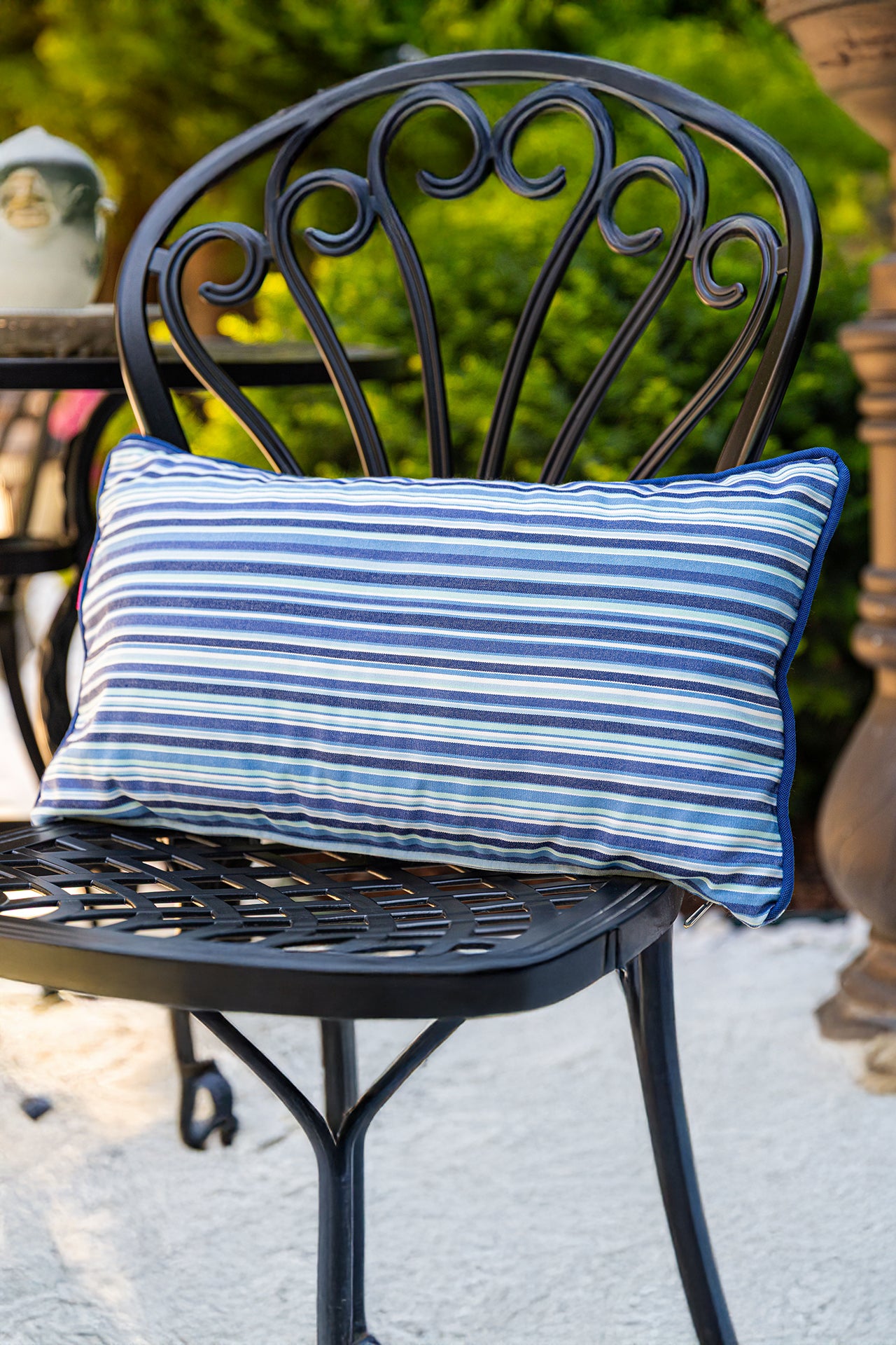 Lacivert Çizgili Outdoor Kırlent