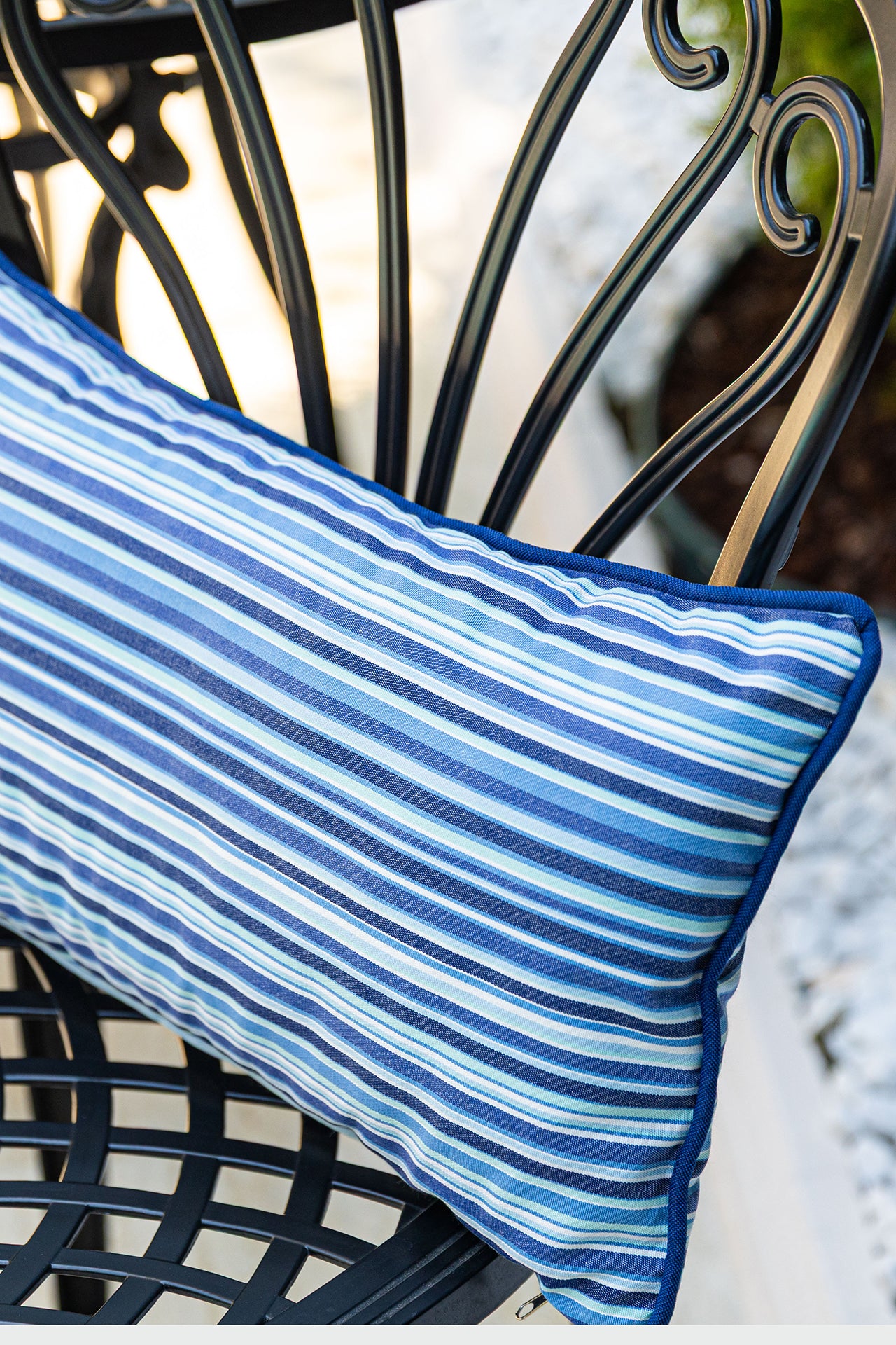 Lacivert Çizgili Outdoor Kırlent