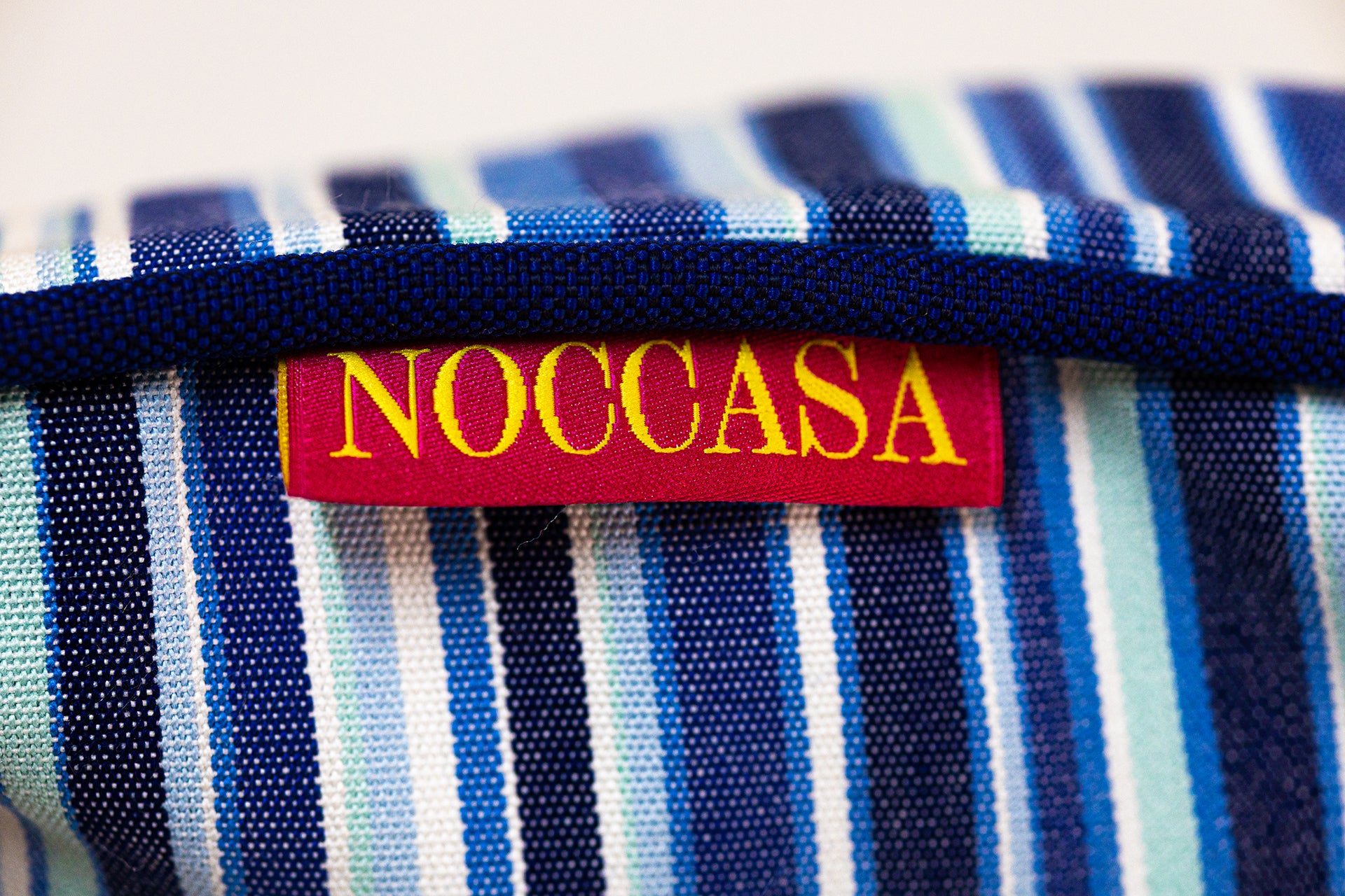 Lacivert Çizgili Outdoor Kırlent