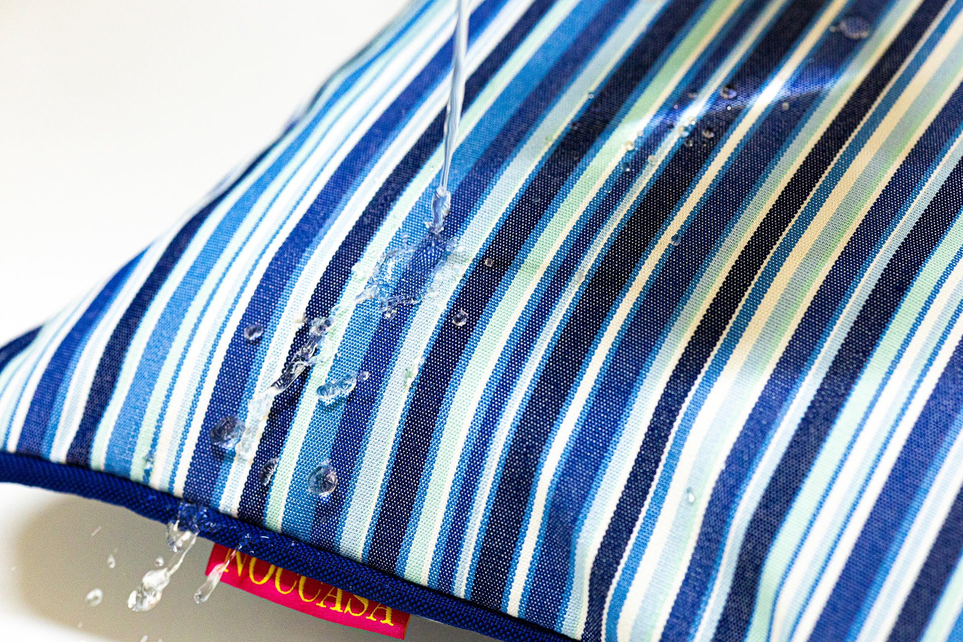 Lacivert Çizgili Outdoor Kırlent