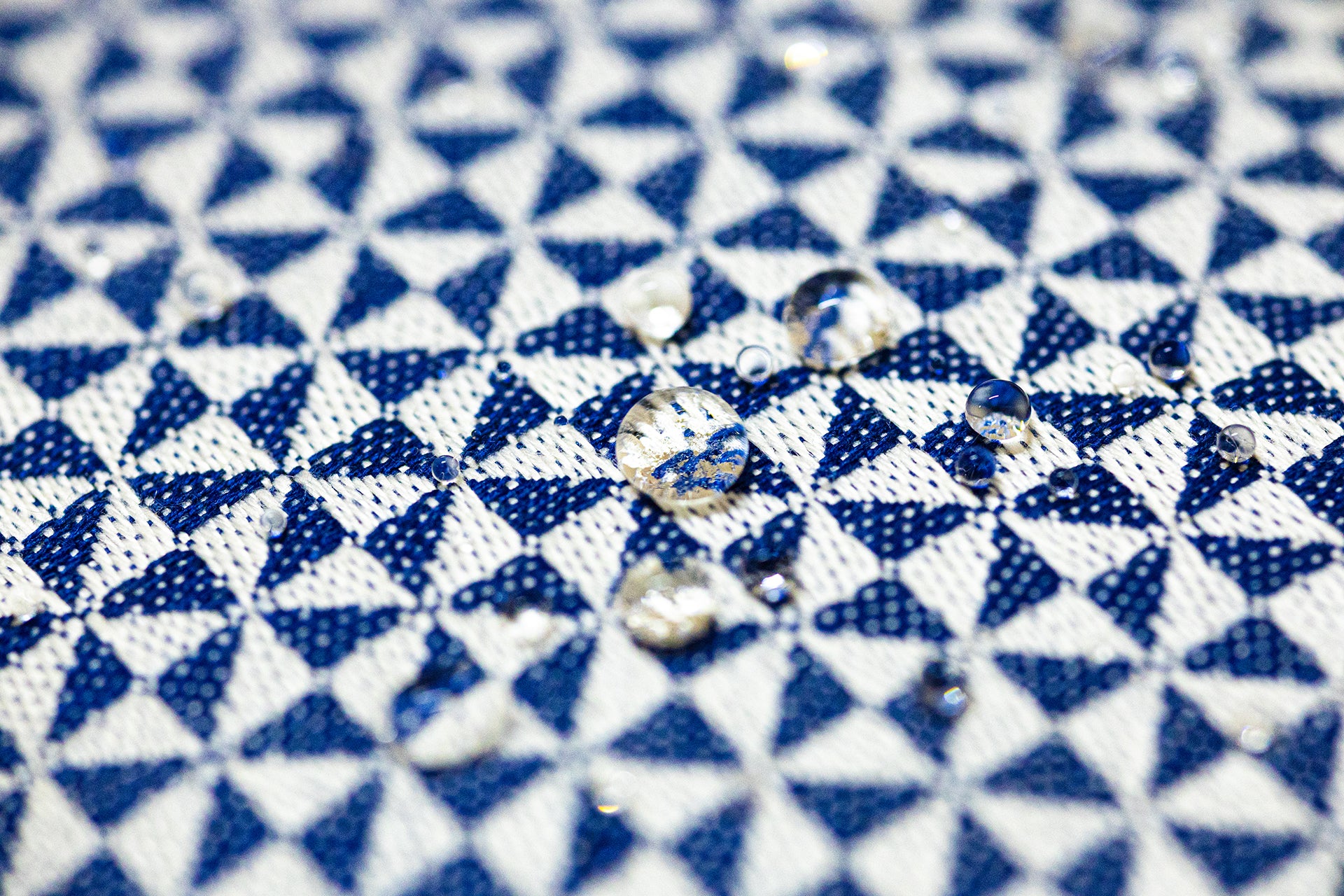 Lacivert Geometrik Desenli Outdoor Kırlent