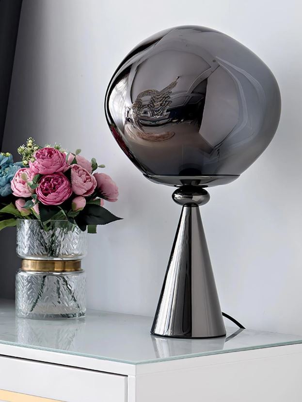 Lava Füme Renk Yamuk Akrilik Cam Masa Lambası-Masa Lambası-Tarz Aydınlatma-NowShopFun