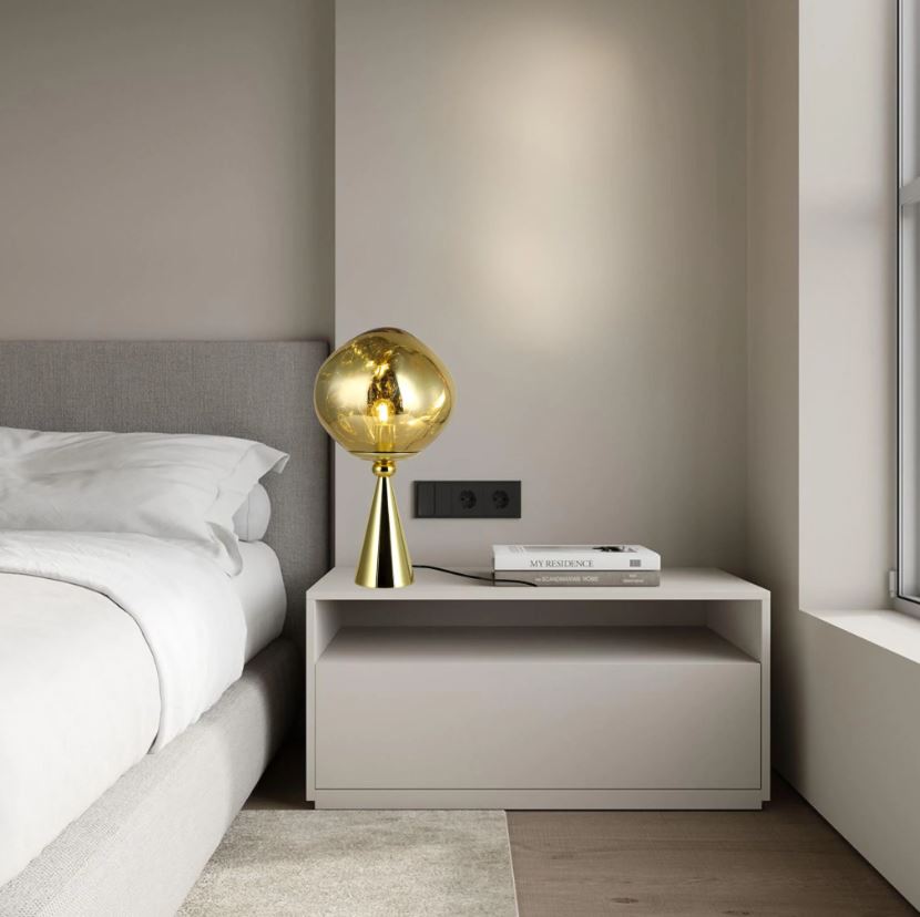 Lava Gold Renk Yamuk Akrilik Cam Masa Lambası-Masa Lambası-Tarz Aydınlatma-NowShopFun