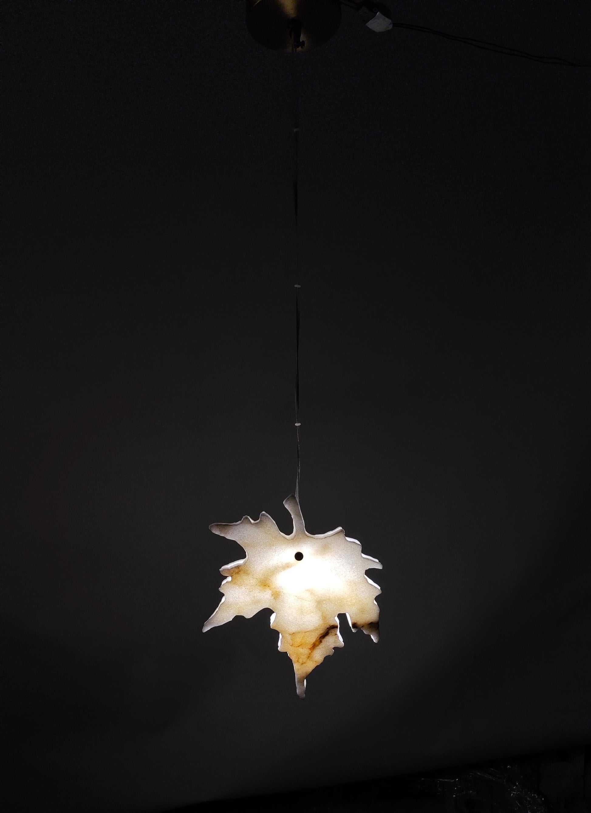 Leaf Mermer Sarkıt Avize