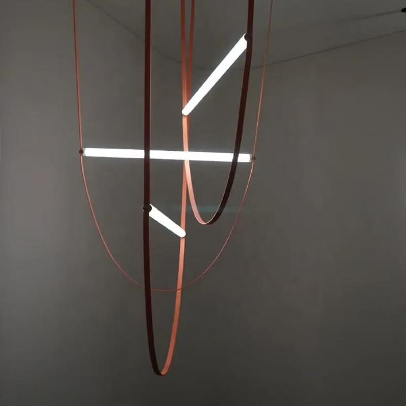 Leather Light II Sarkıt Yüksek Tavan Galeri Boşluğu Deri Led Avize 165cm