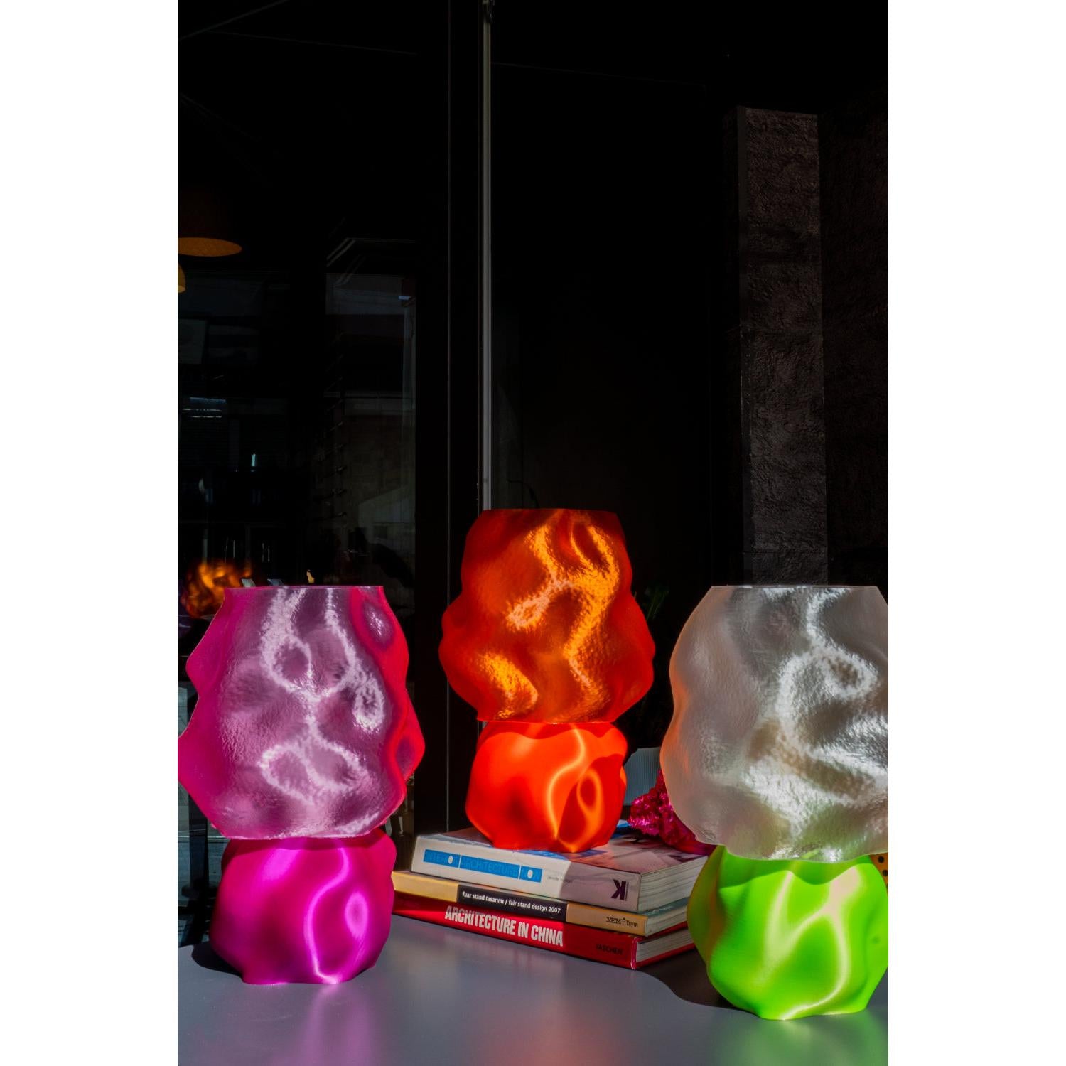 Liva İpeksi Yüzey Masa Lambası