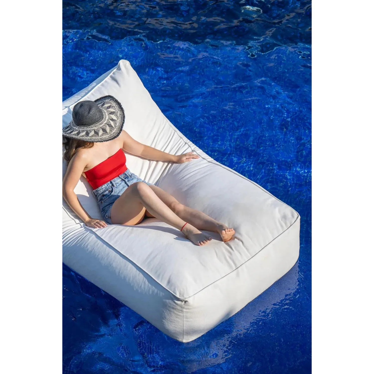 Livingstore Belize I Lounger + Puf | Modern ve Zarif Havuz & Deniz Yatağı