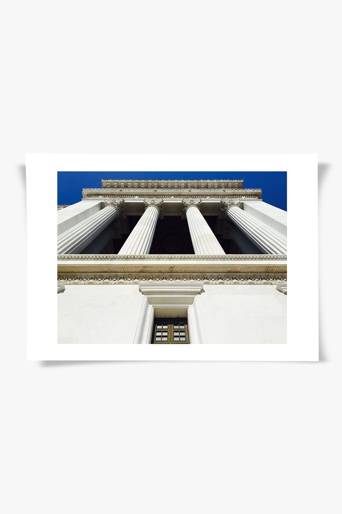 Look Up At The Sky I Fine Art Baskı