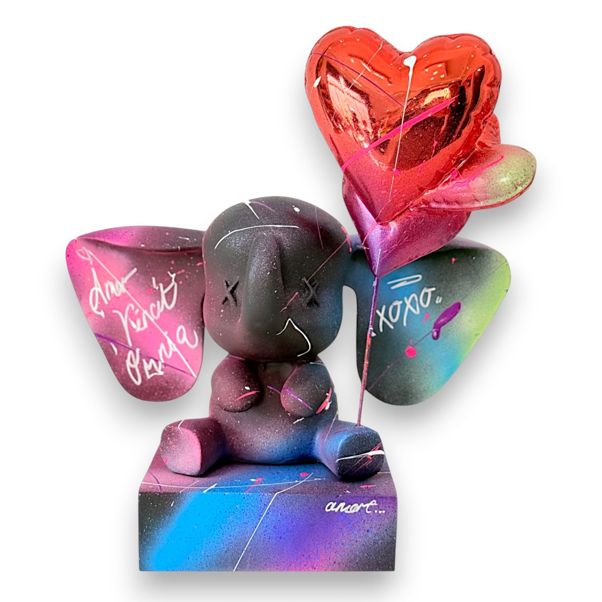Love Elephant Heykeli | Red Heart Balloons Edition