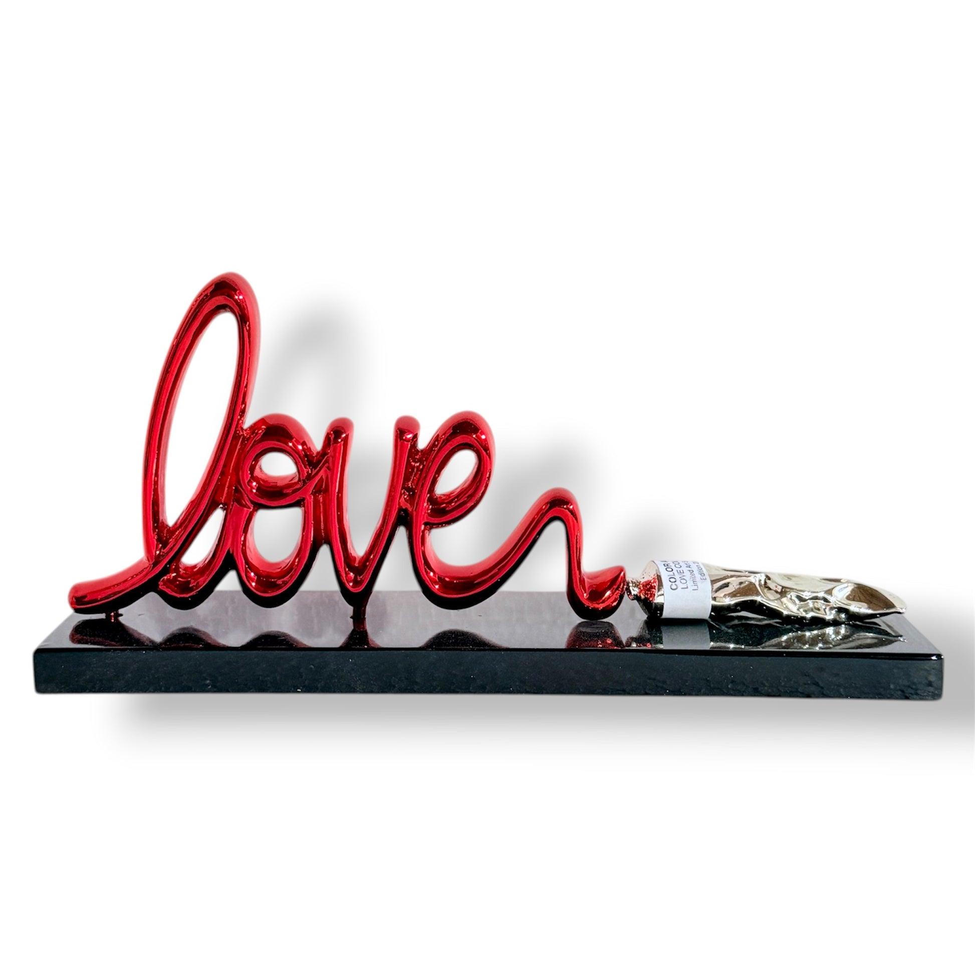 Love From A Paint Tube Heykeli – Kırmızı Krom Masa Üstü Dekor