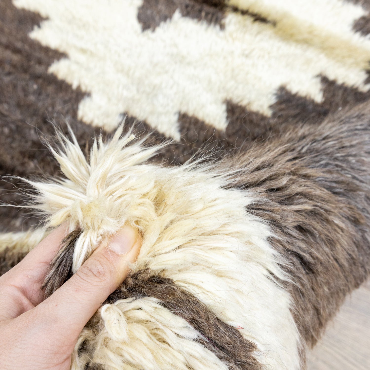 Lyse Rustik Desenli El Dokuma Tülü Halı 136X180 Cm