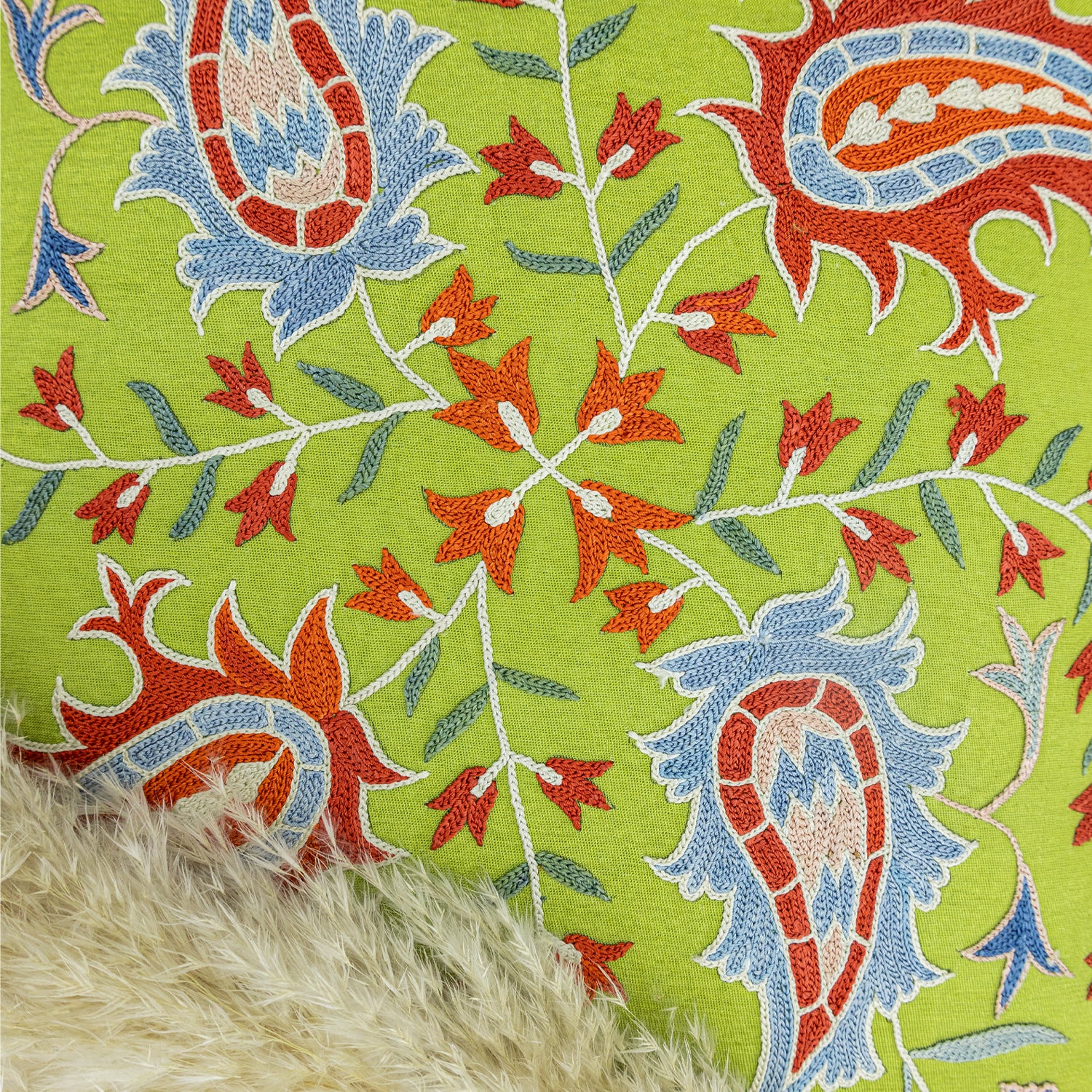 Mabel Floral Tasarımlı Kırlent 50x50 cm-Yastık & Kırlent-Soho Antiq-NowShopFun