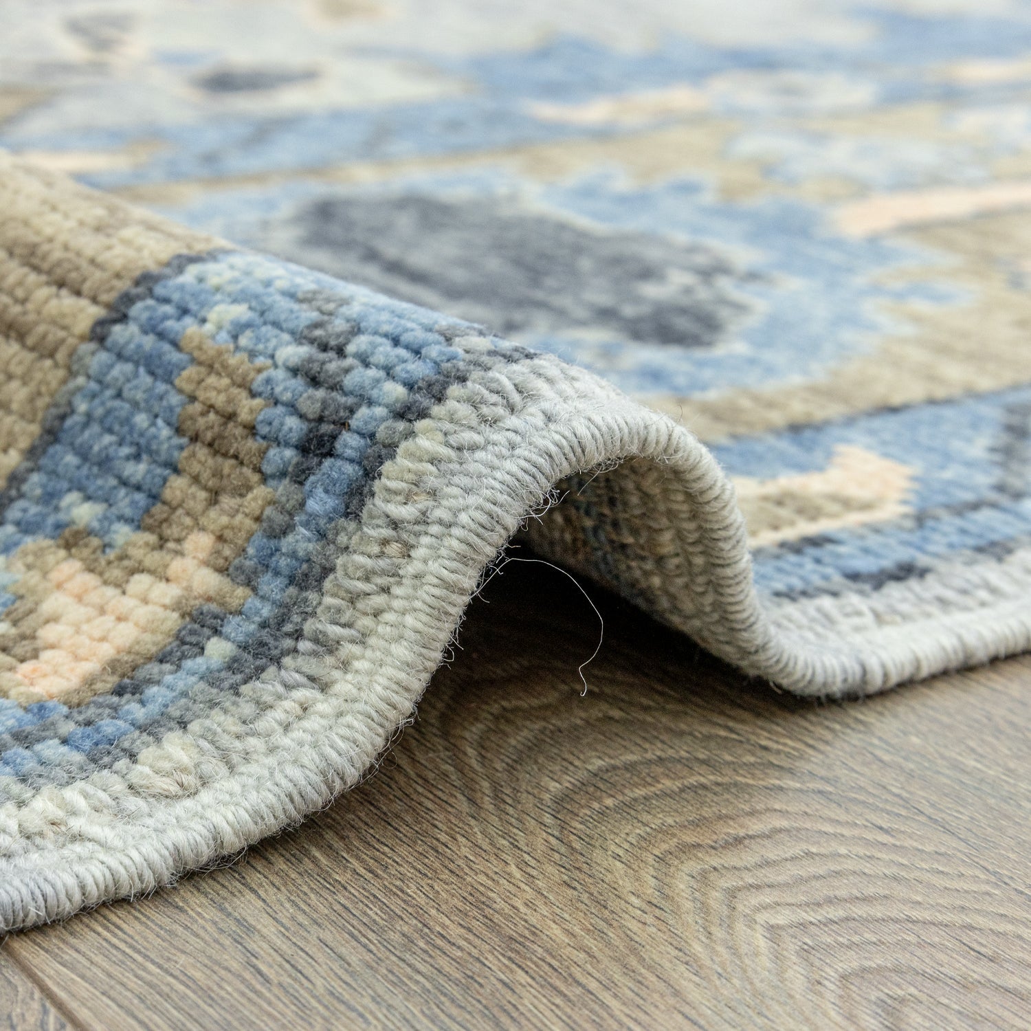 Maise El Dokuma Yün Uşak Halısı 254x290 cm