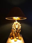 Mamba Lion Abajur