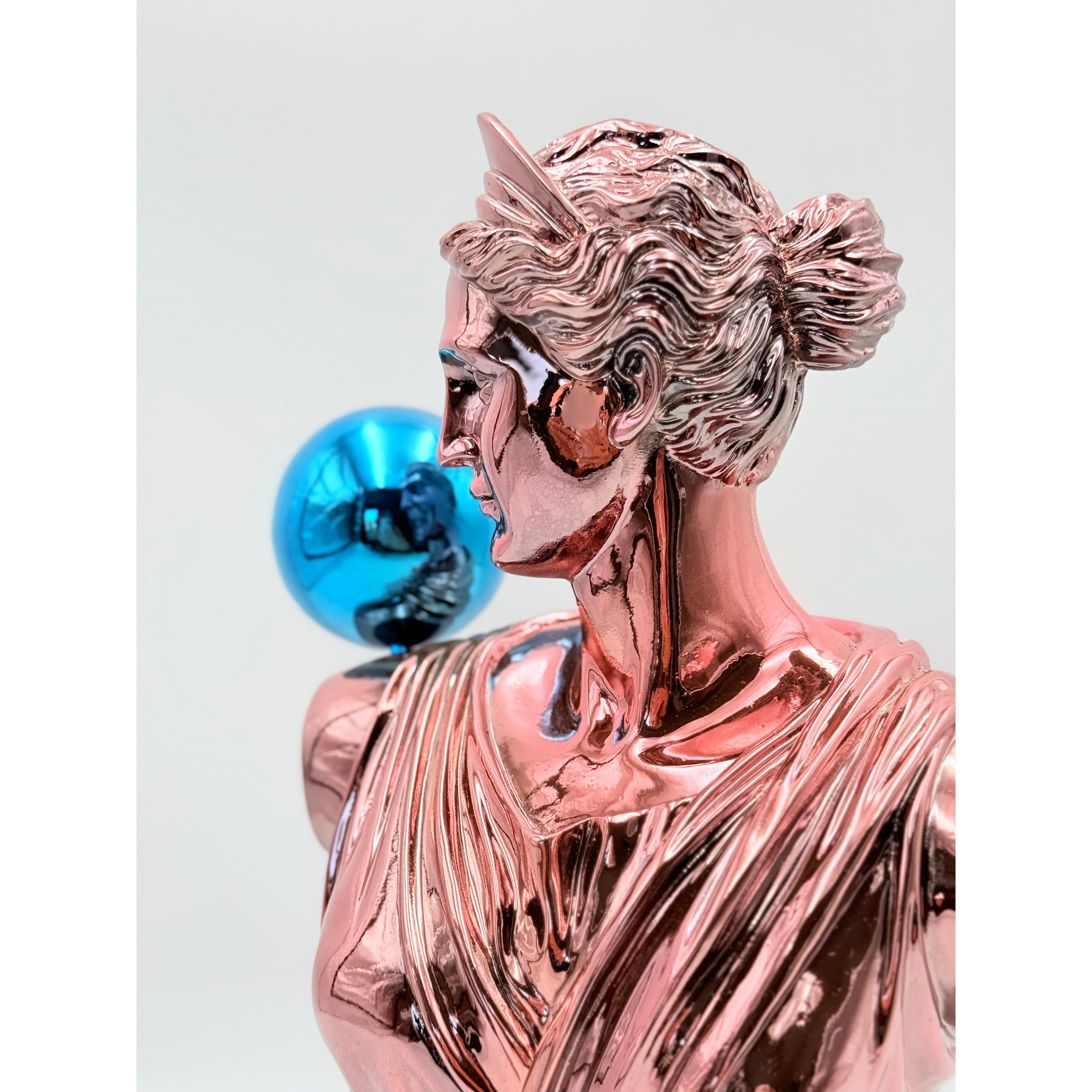 Mavi Balon Detaylı Bebek Pembe Krom Artemis Heykeli