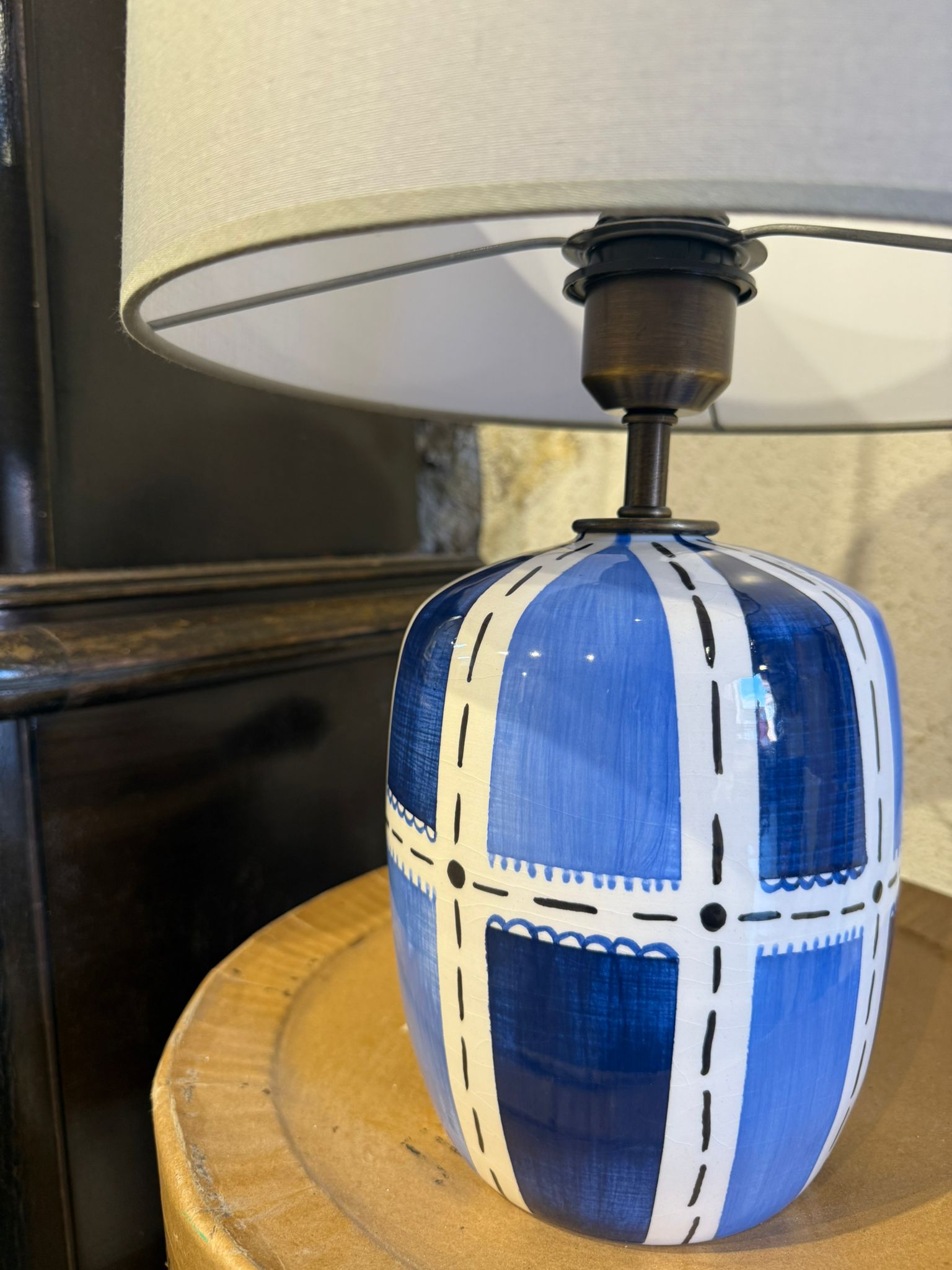 Mavi Blok Desenli Seramik Abajur