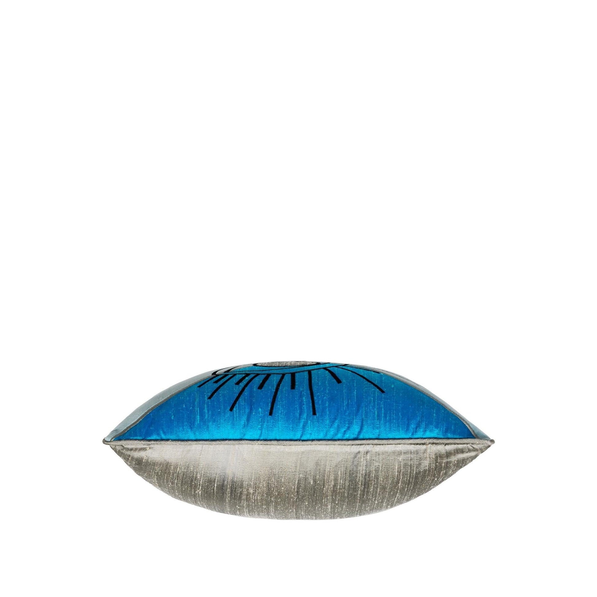 Mavi İpek Gözler Piko Detaylı Kırlent