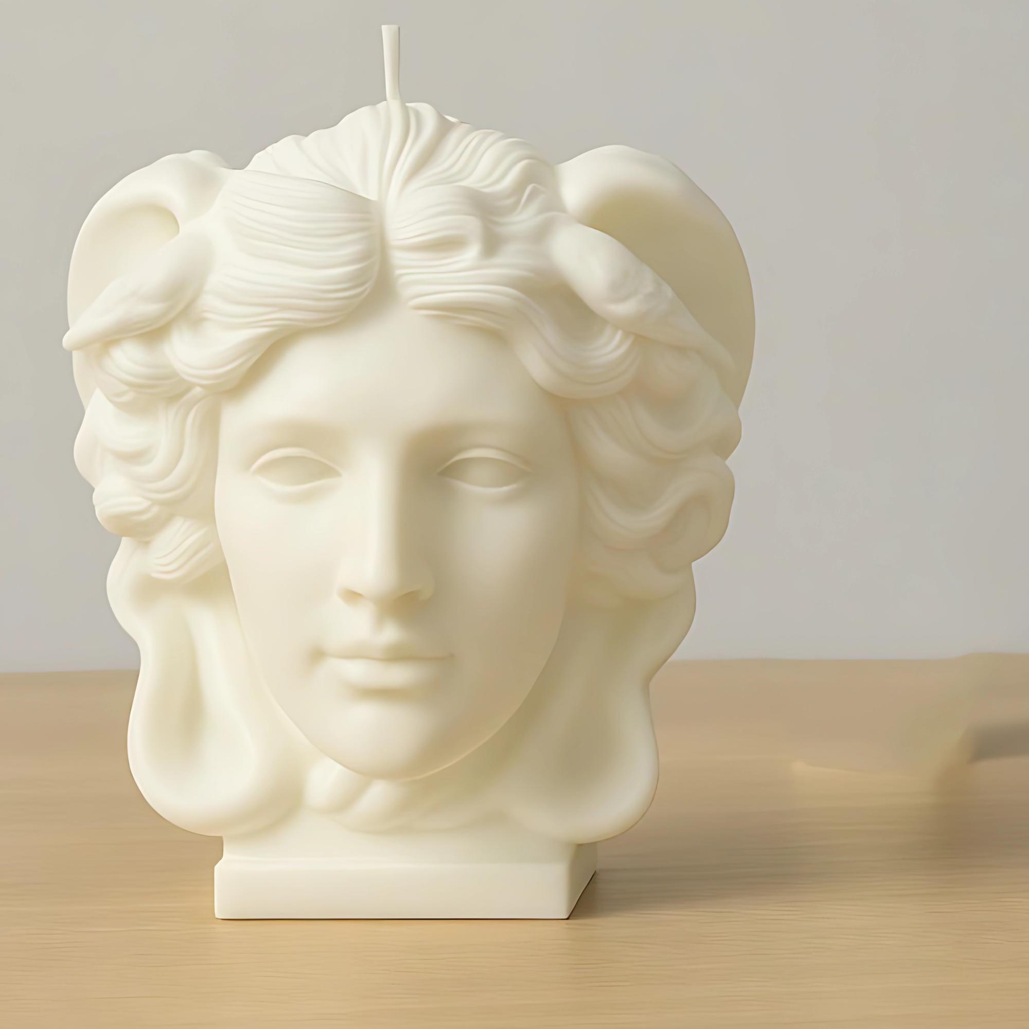Medusa Figür Mum - Mitolojik Heykel Serisi - Dekoratif & Soya Mumu El Yapımı