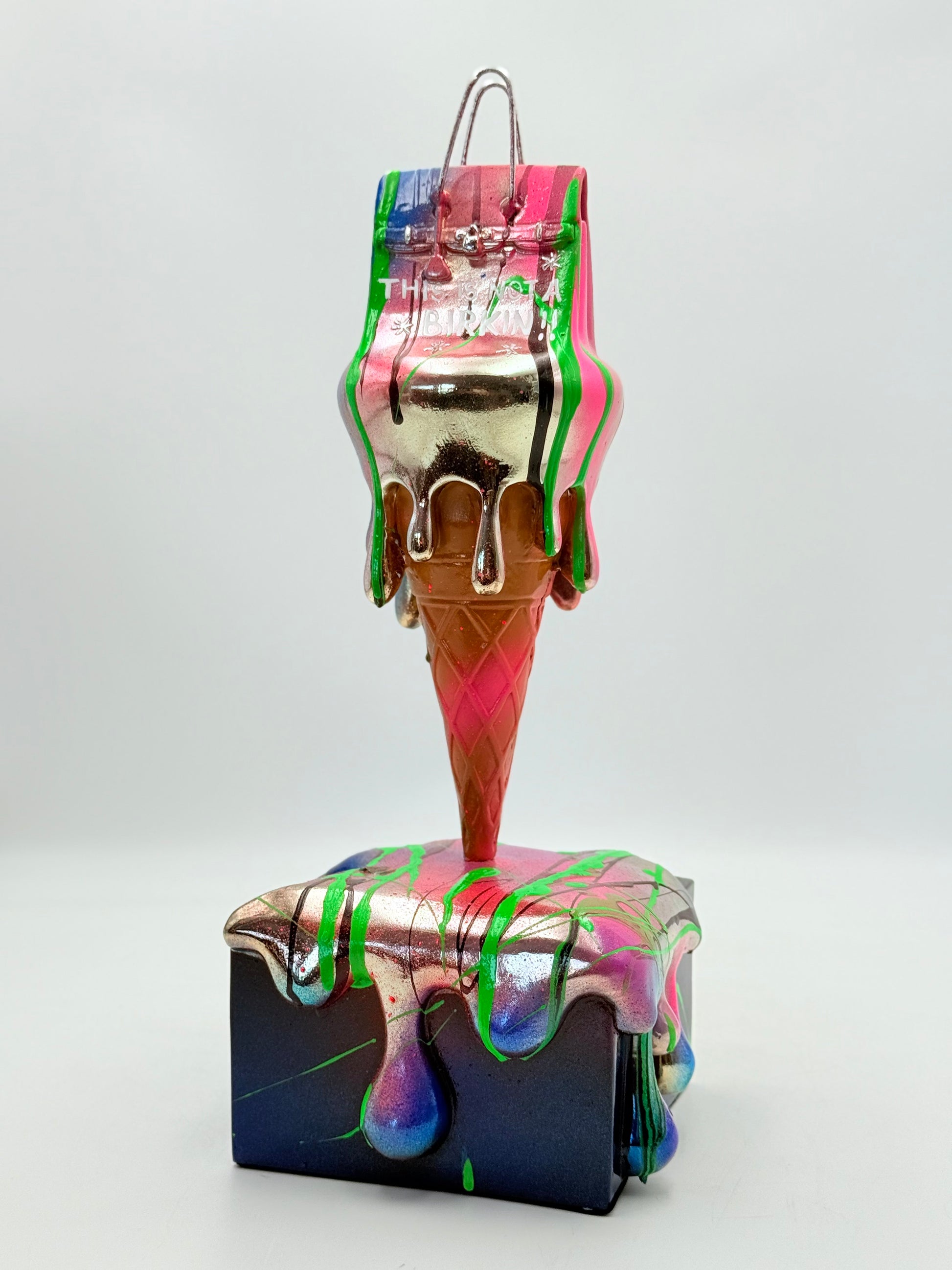 Melty Bag – Neon Drip Özel Tasarım Heykel