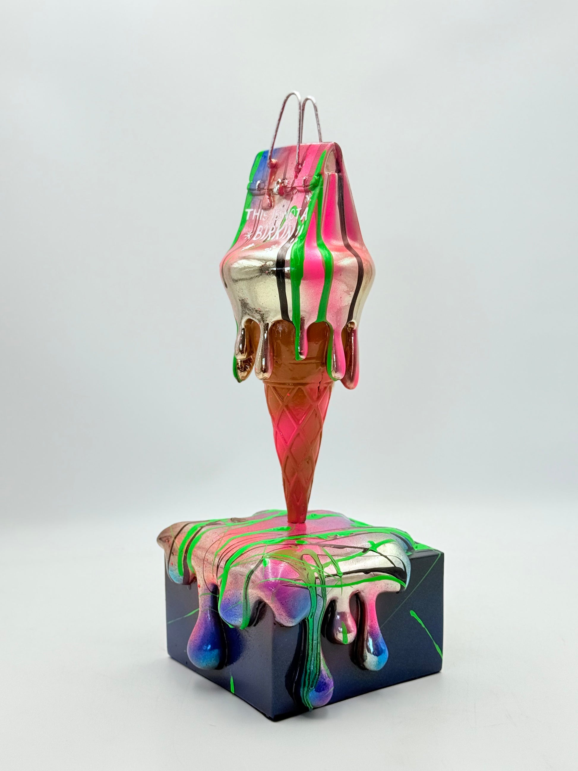 Melty Bag – Neon Drip Özel Tasarım Heykel