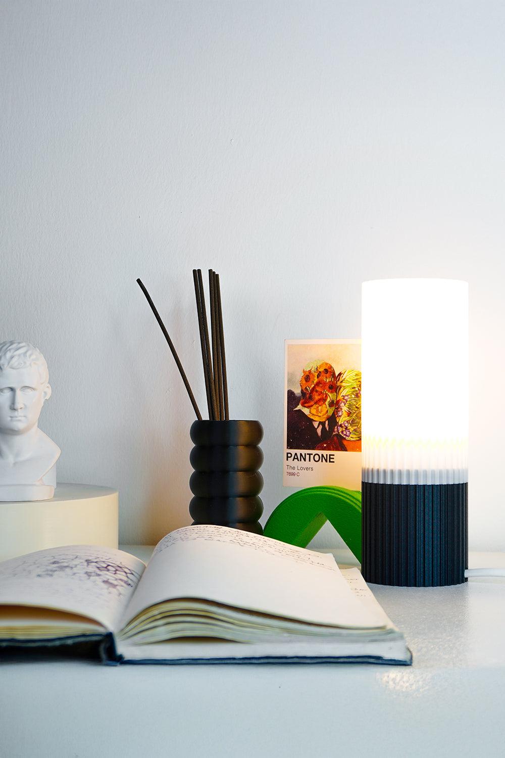 Minerva Masa Lambası