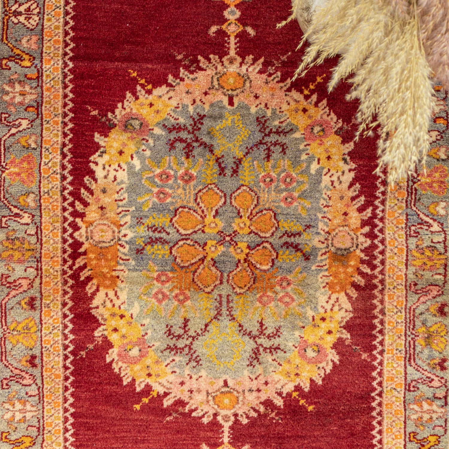 Miraz Kırmızı El Dokuma Güney Yolluk 99x379 cm-Kilim & Halı-Soho Antiq-NowShopFun