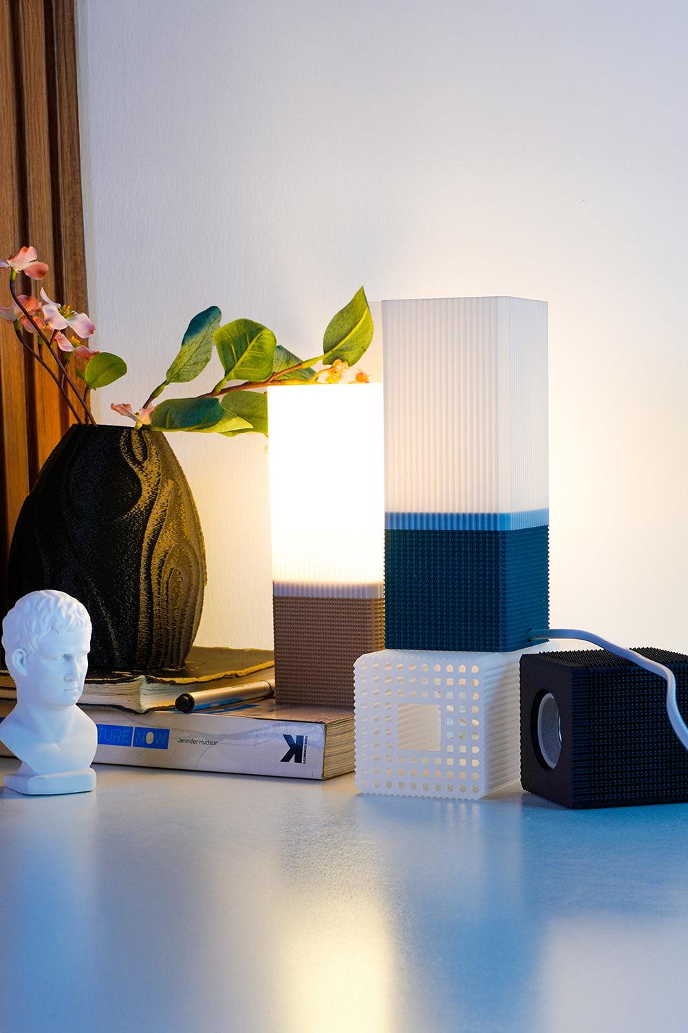 Mithra Masa Lambası