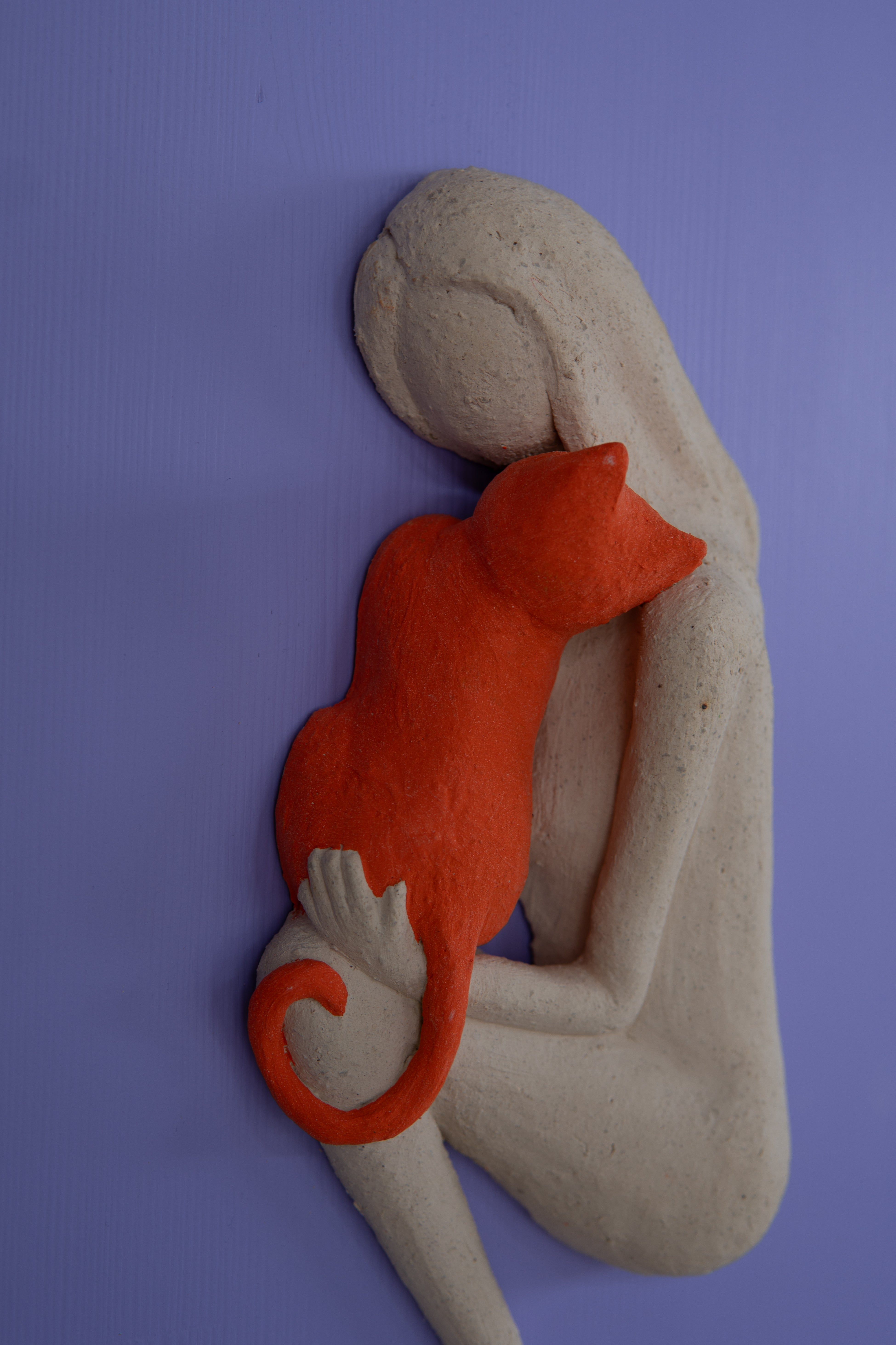 Mor Ve Turuncu Dopamin Dekor Seramik Duvar Panosu Kedi Figürlü