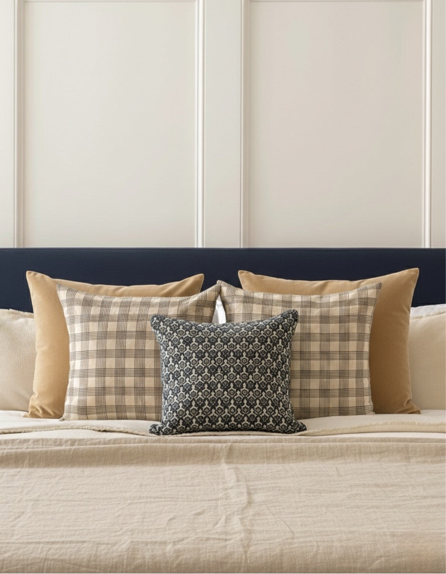 Mot Kadife Yastık Kılıfı