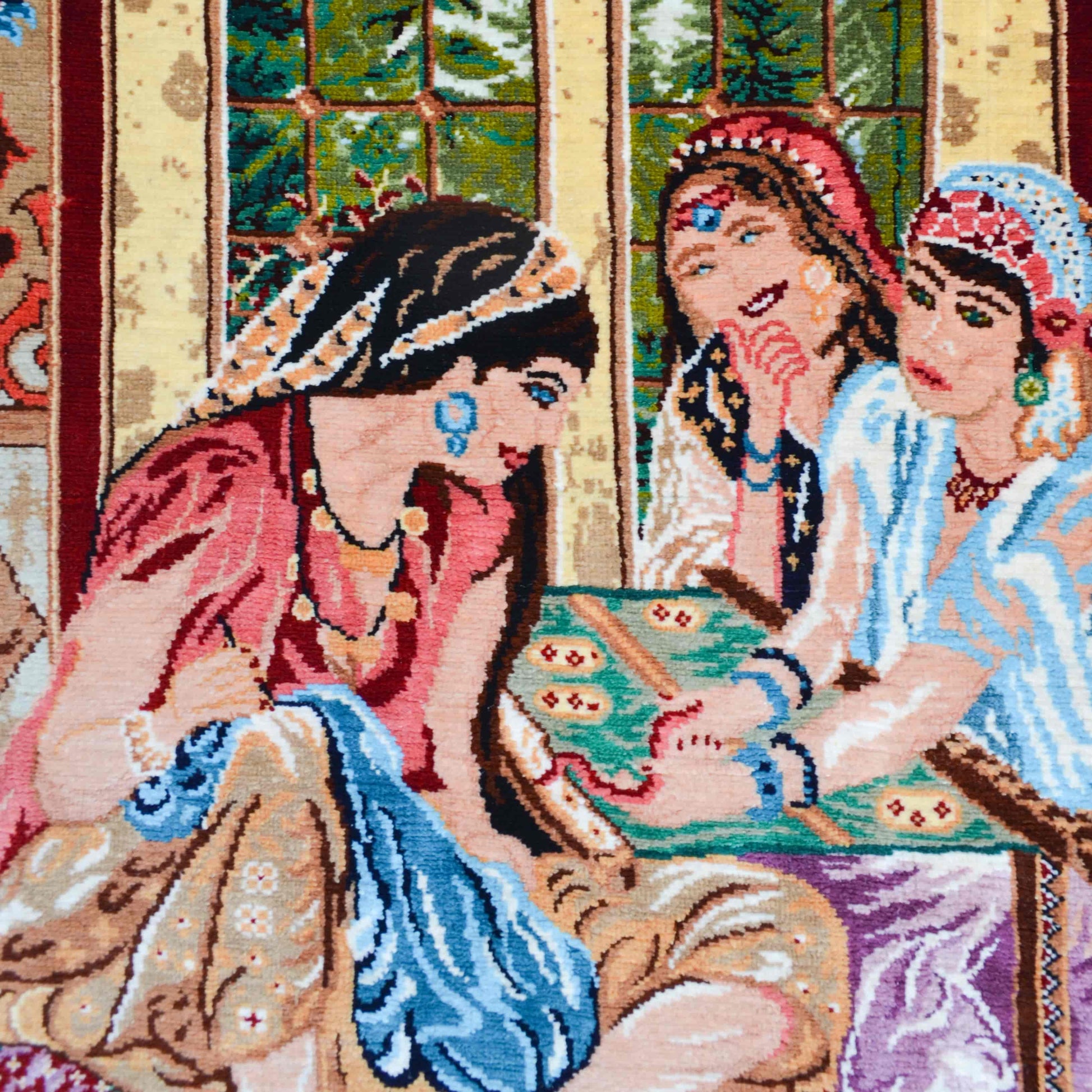 Mükrime Hatun Tasvirli Saf İpek El Dokuma Duvar Halısı (40x60 cm)